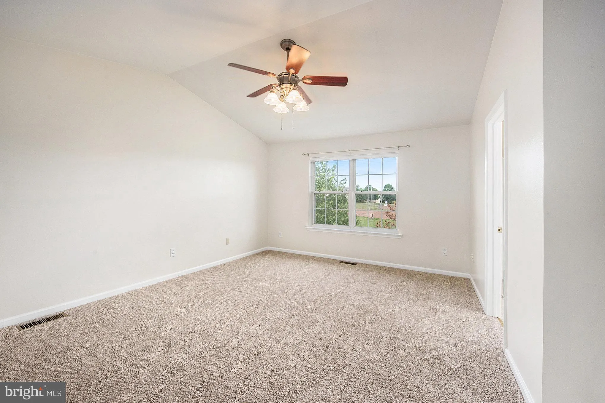 Collegeville, Pennsylvania 19426, United States, 3 Bedrooms Bedrooms, ,3 BathroomsBathrooms,Residential,Pending,211298