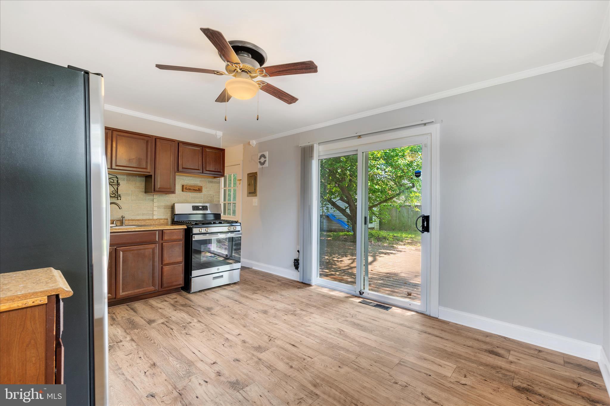 MUNROE GARDENS - Residential