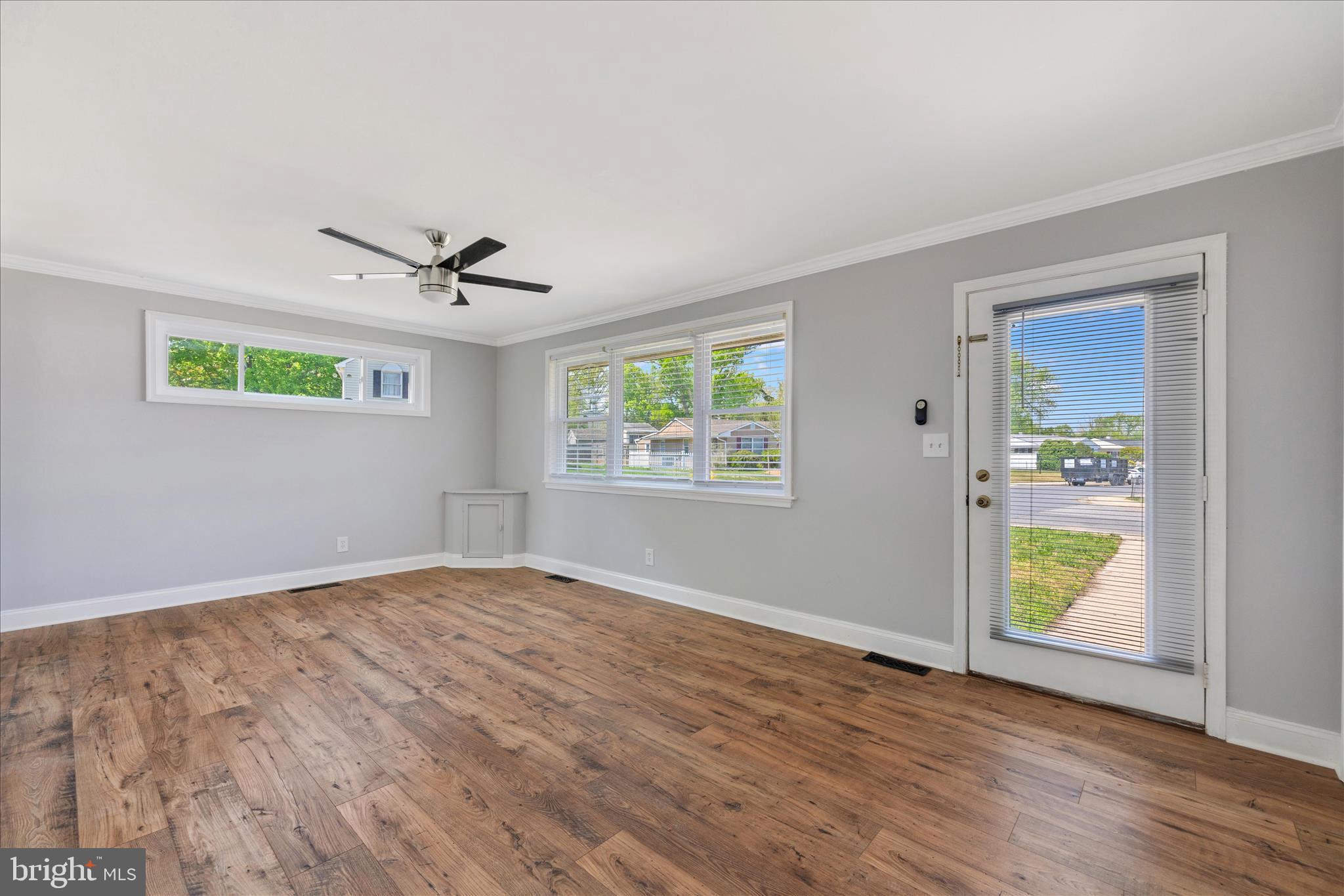 MUNROE GARDENS - Residential