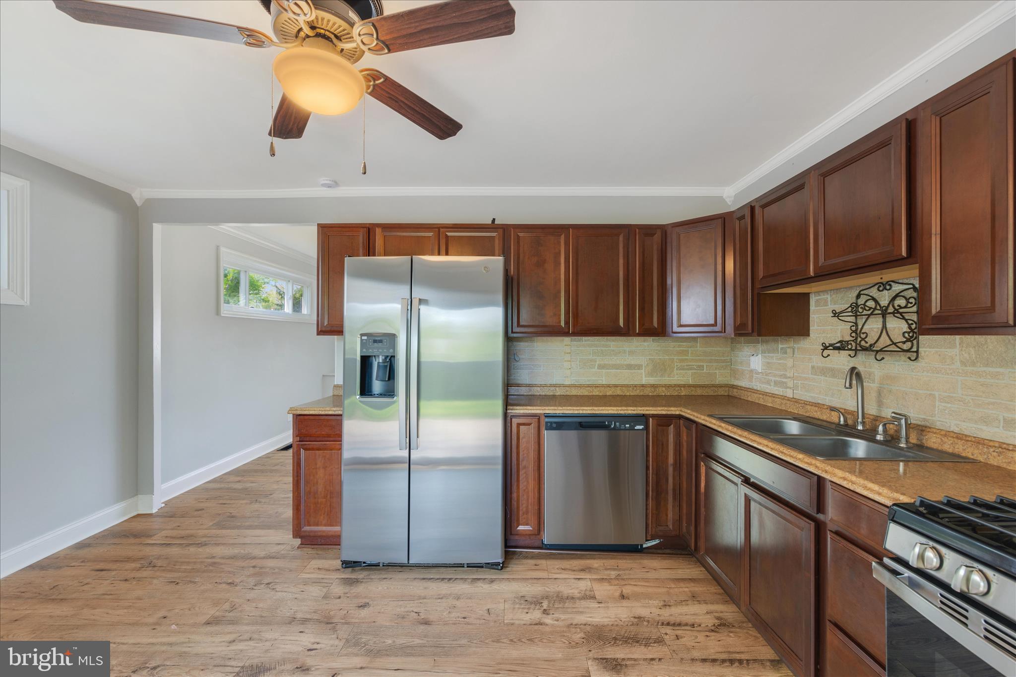 MUNROE GARDENS - Residential