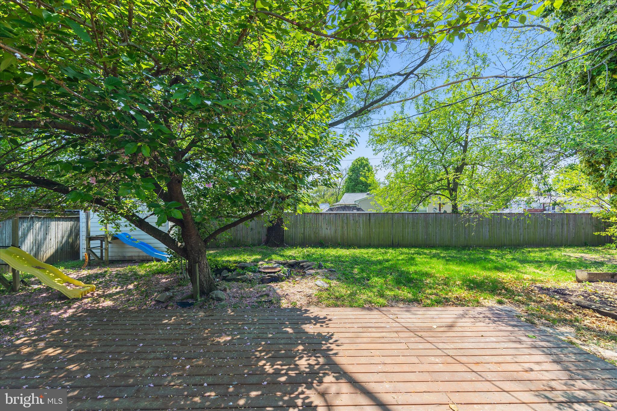 MUNROE GARDENS - Residential