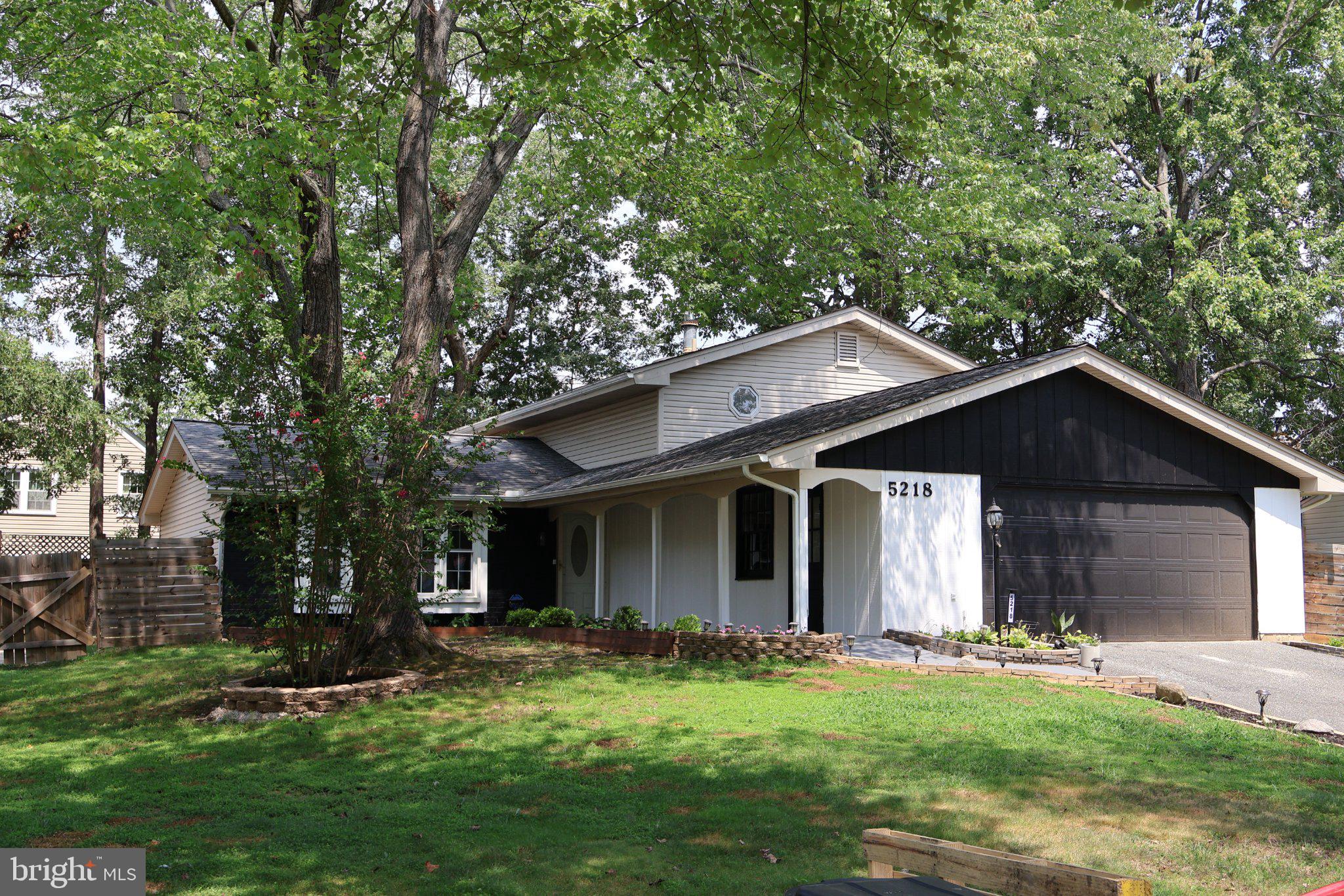 5218 CAROLINE CIRCLE