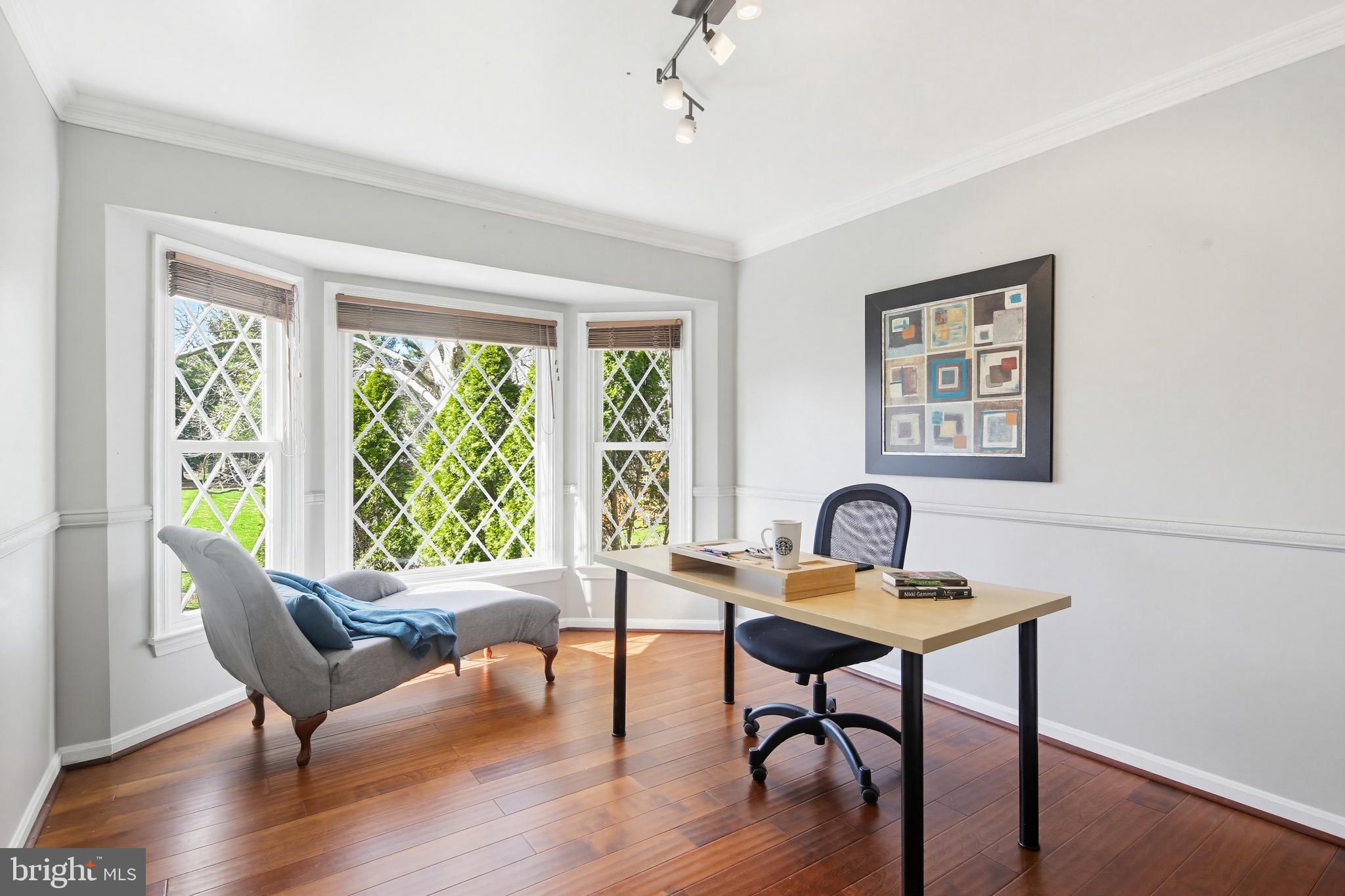 CHARLENE - Residential