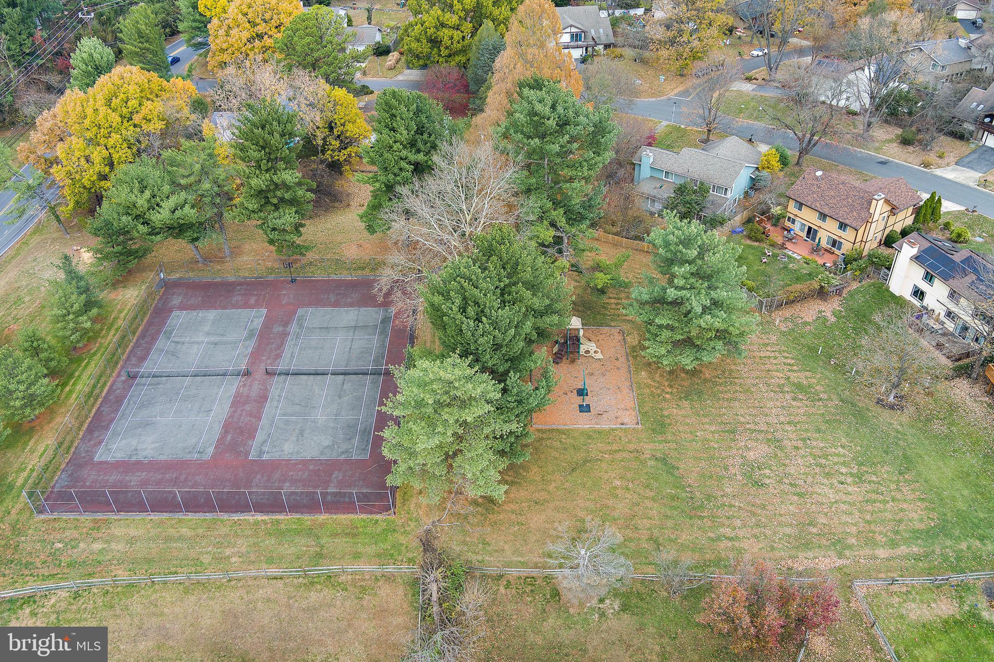 CHARLENE - Residential