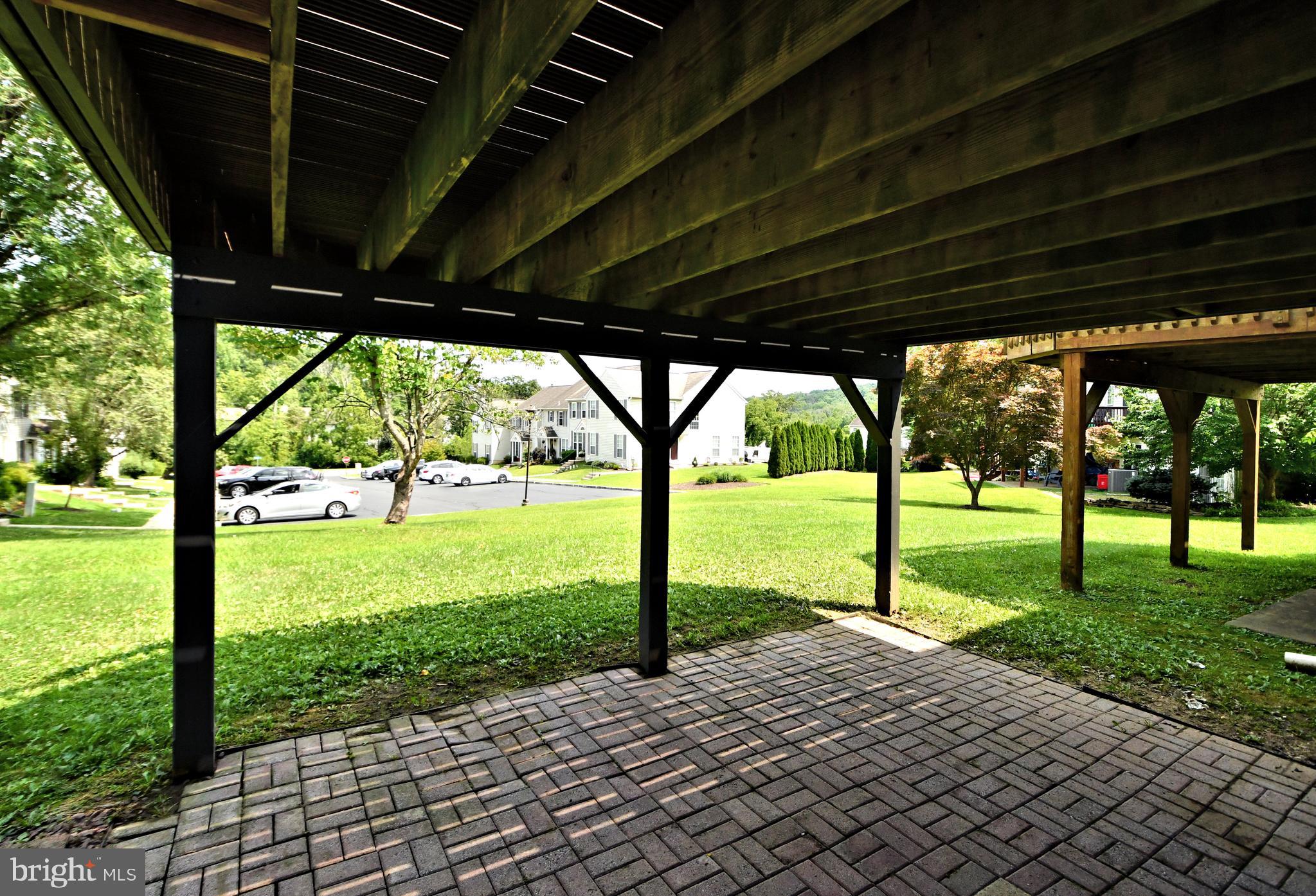 SPRING MOUNT - Residential