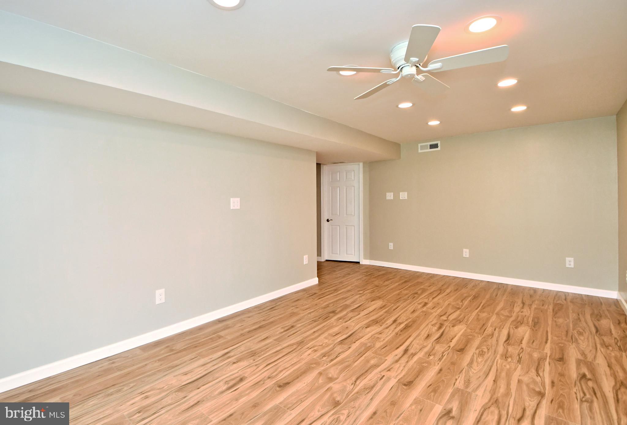 SPRING MOUNT - Residential