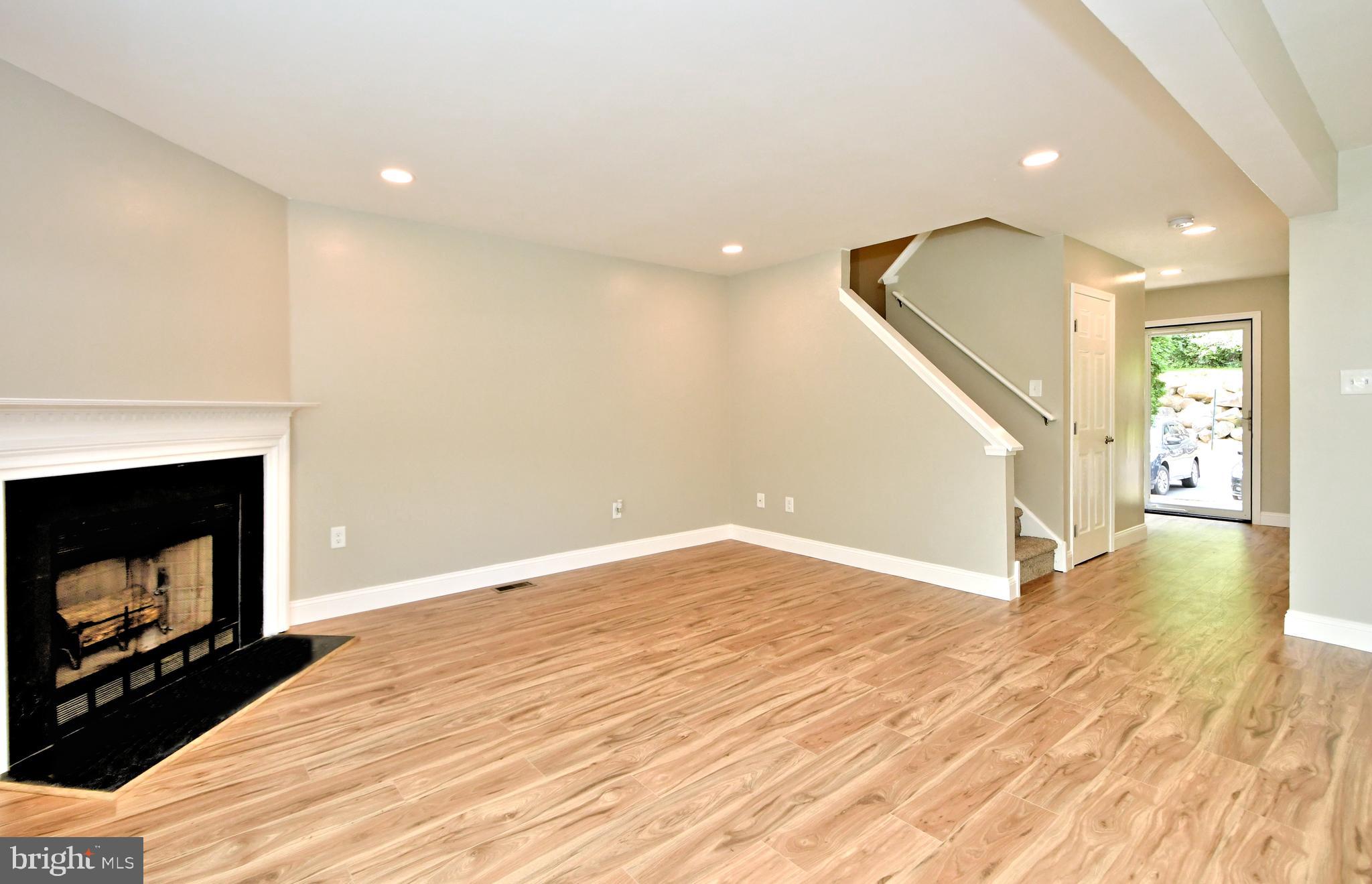 SPRING MOUNT - Residential