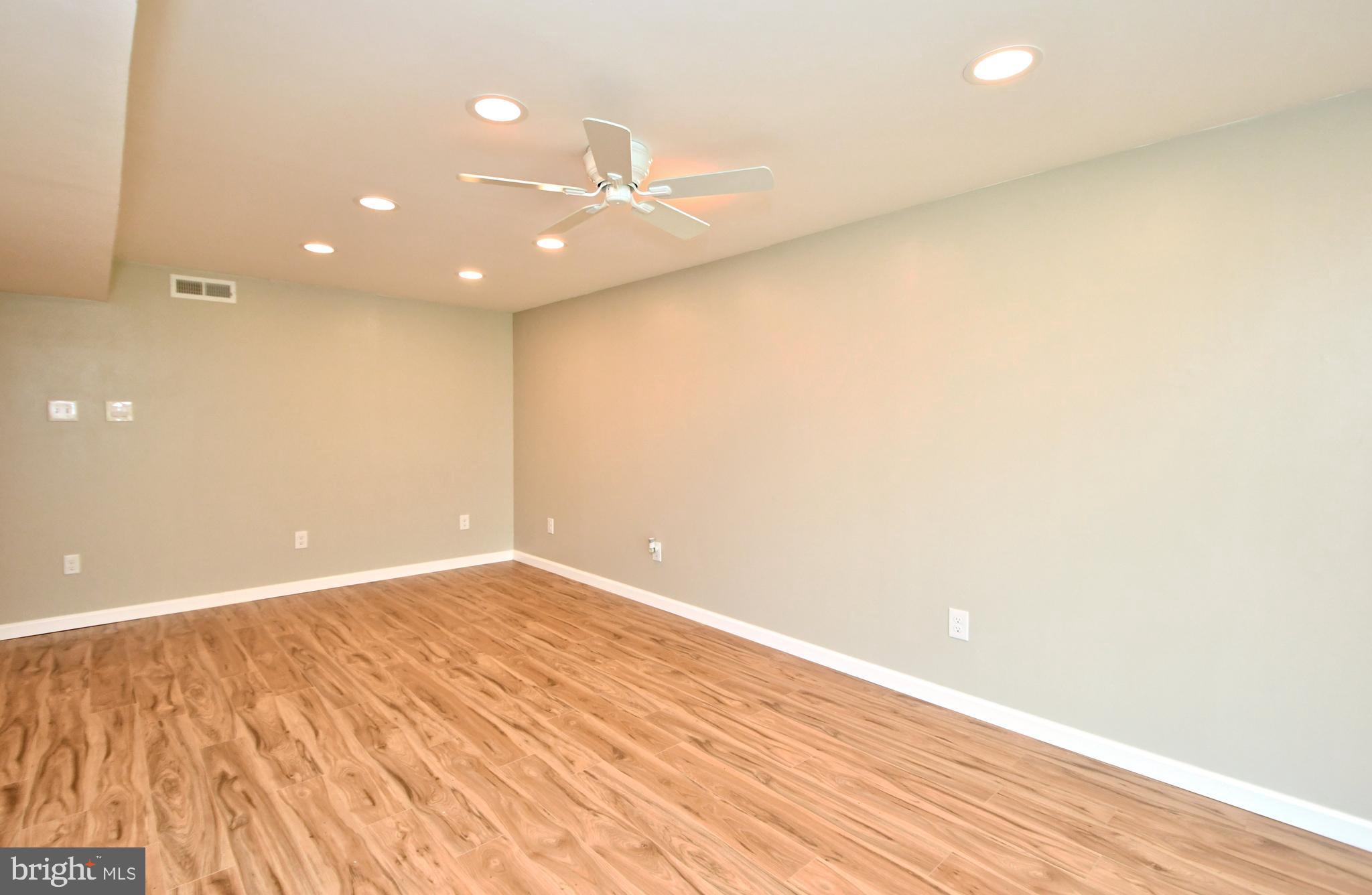 SPRING MOUNT - Residential