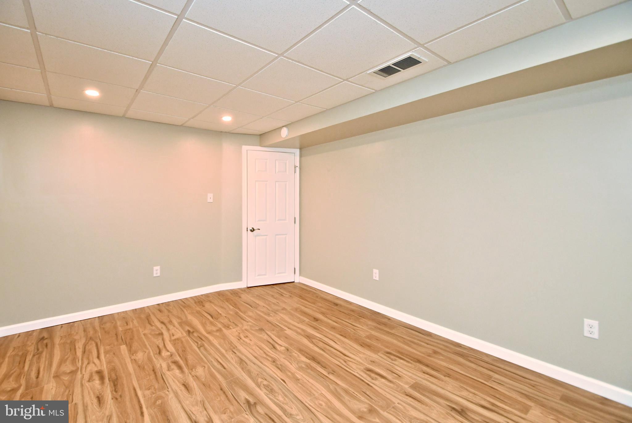 SPRING MOUNT - Residential