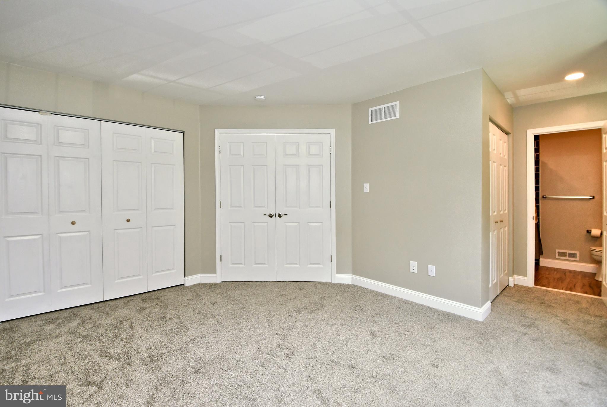 SPRING MOUNT - Residential