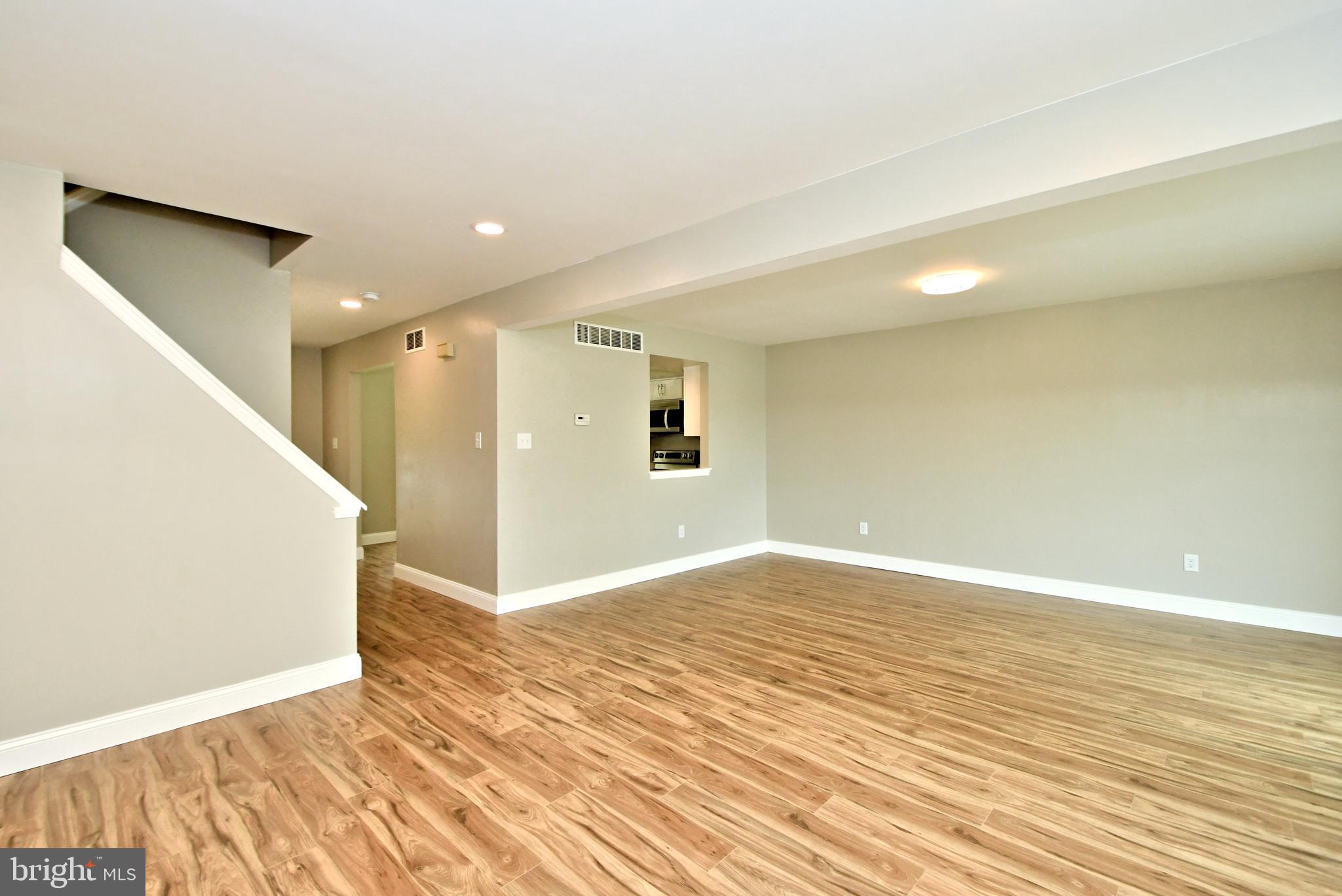 SPRING MOUNT - Residential