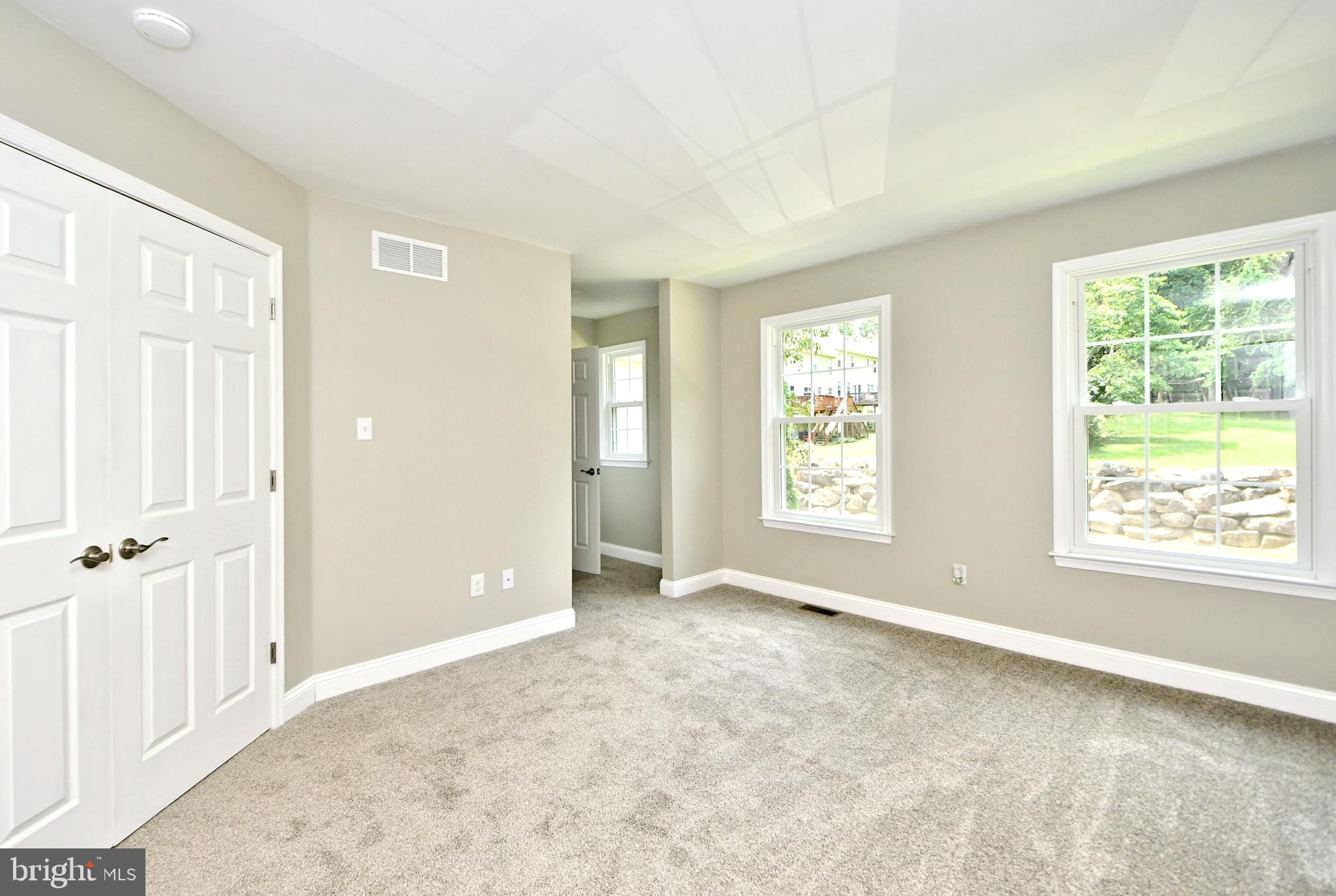 SPRING MOUNT - Residential