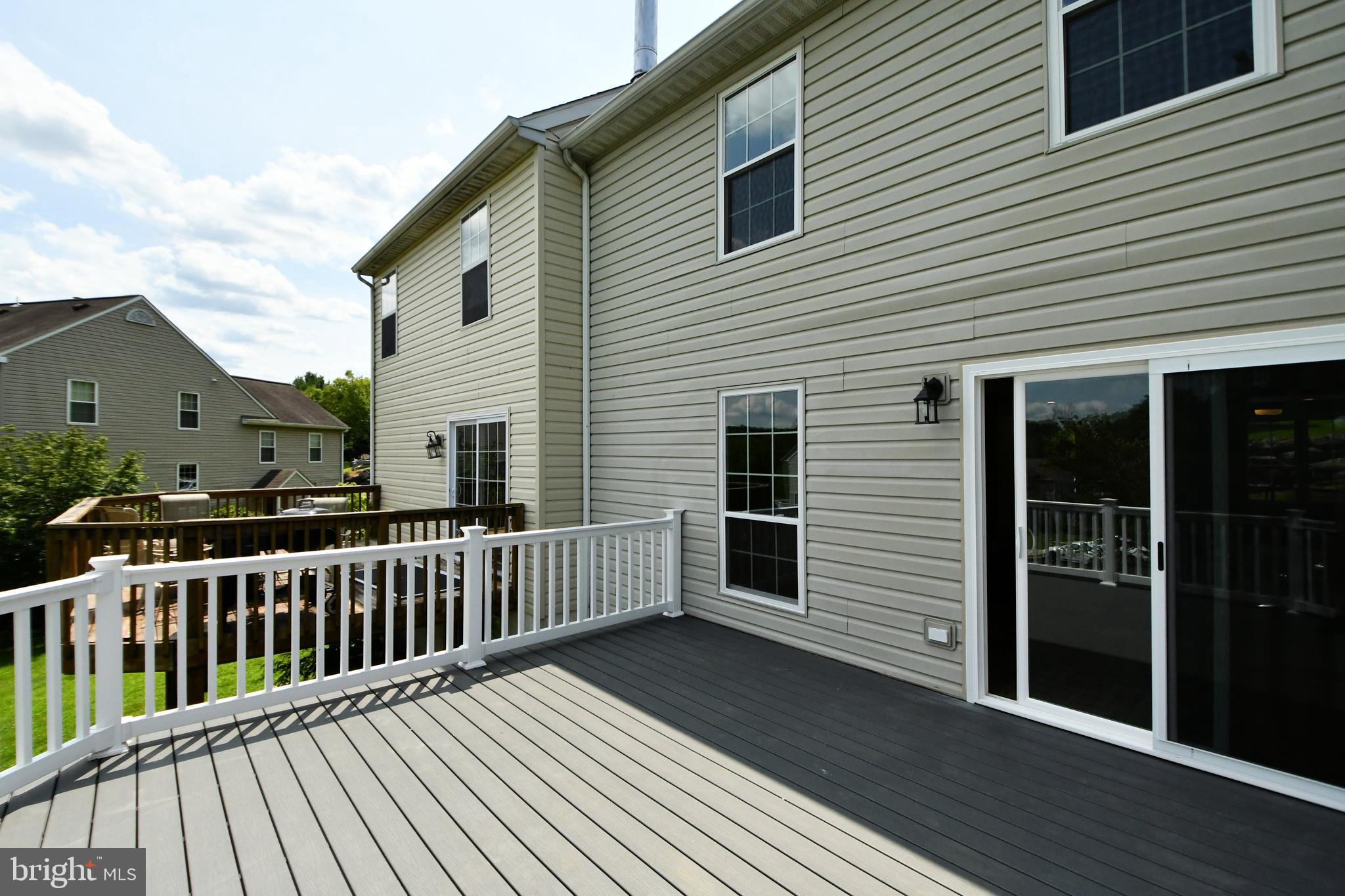 SPRING MOUNT - Residential