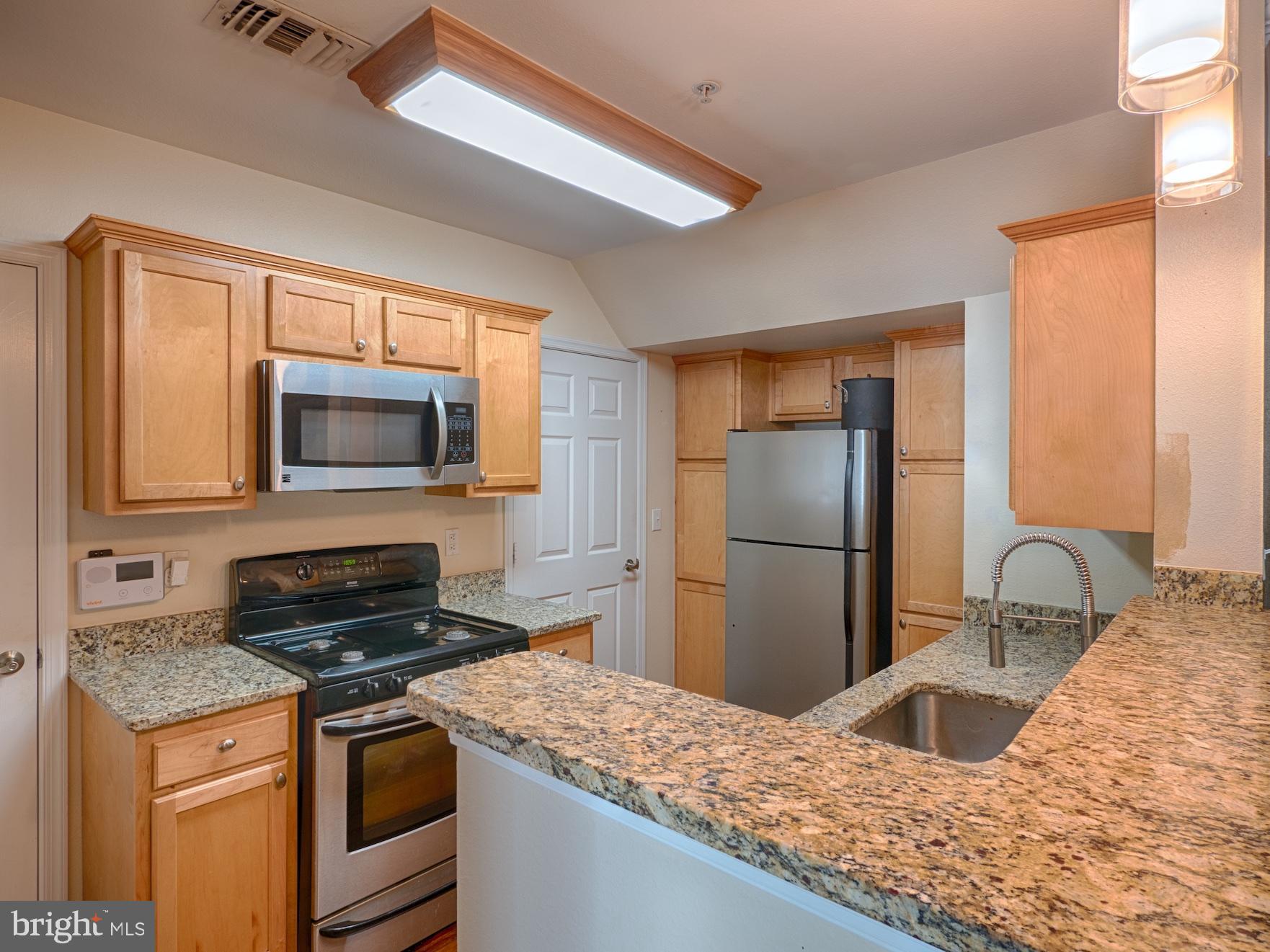 GATES OF FAIR LAKES - Residential Lease