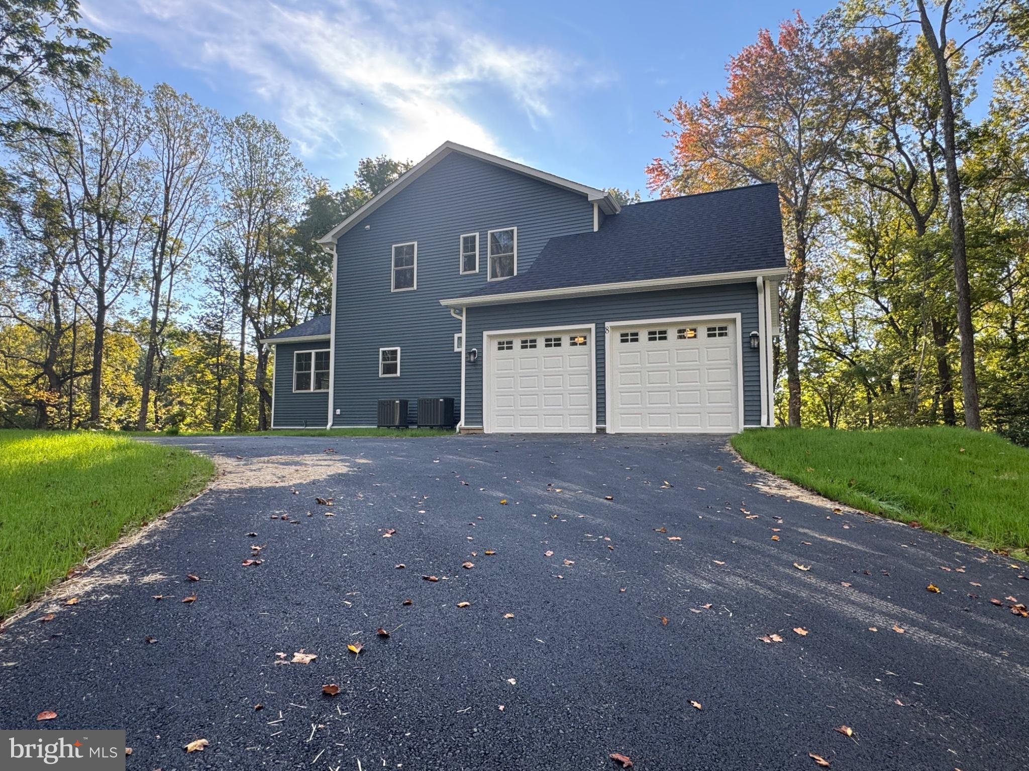 8 CANNON BLUFF DRIVE