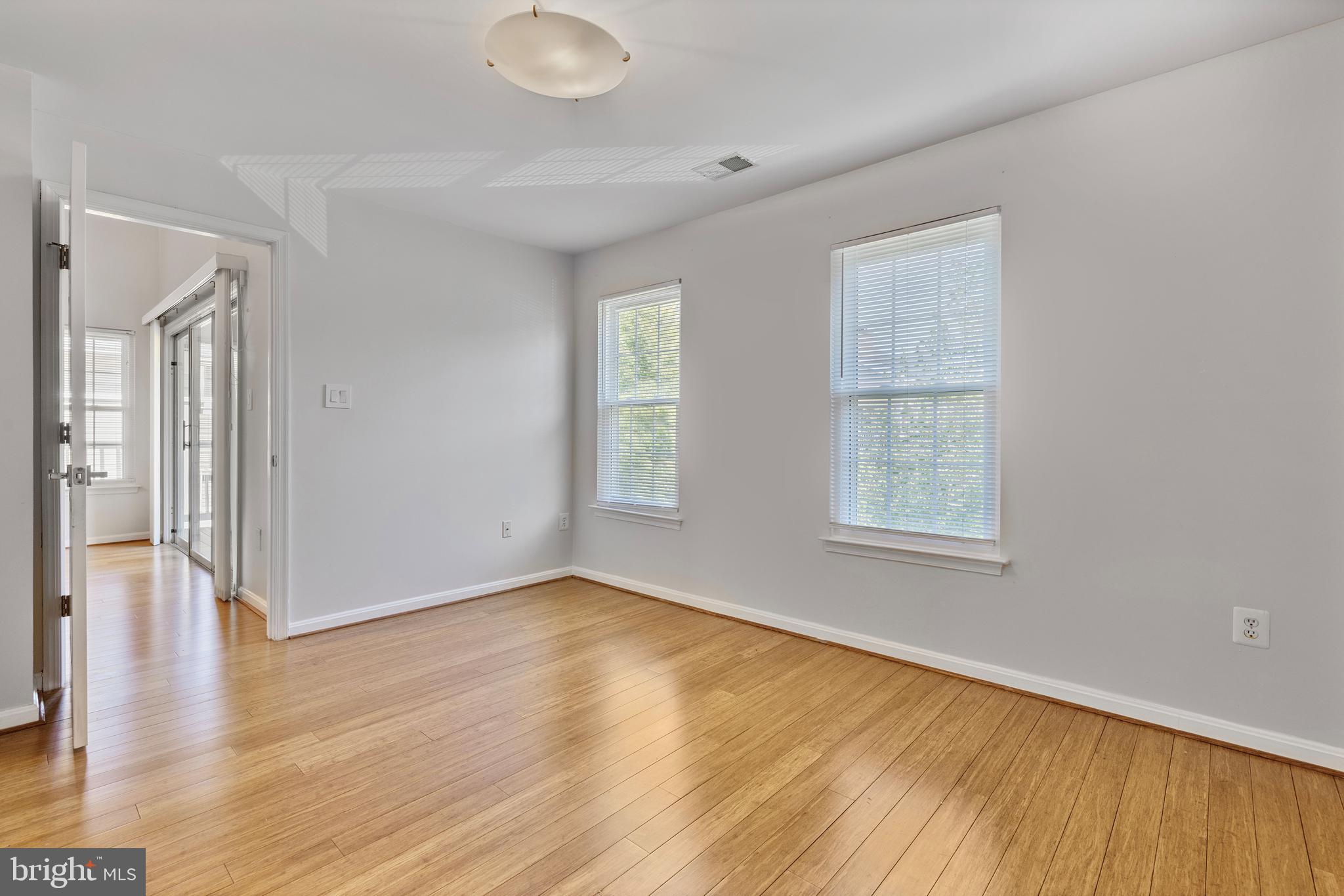 RIVERSTONE - Residential Lease