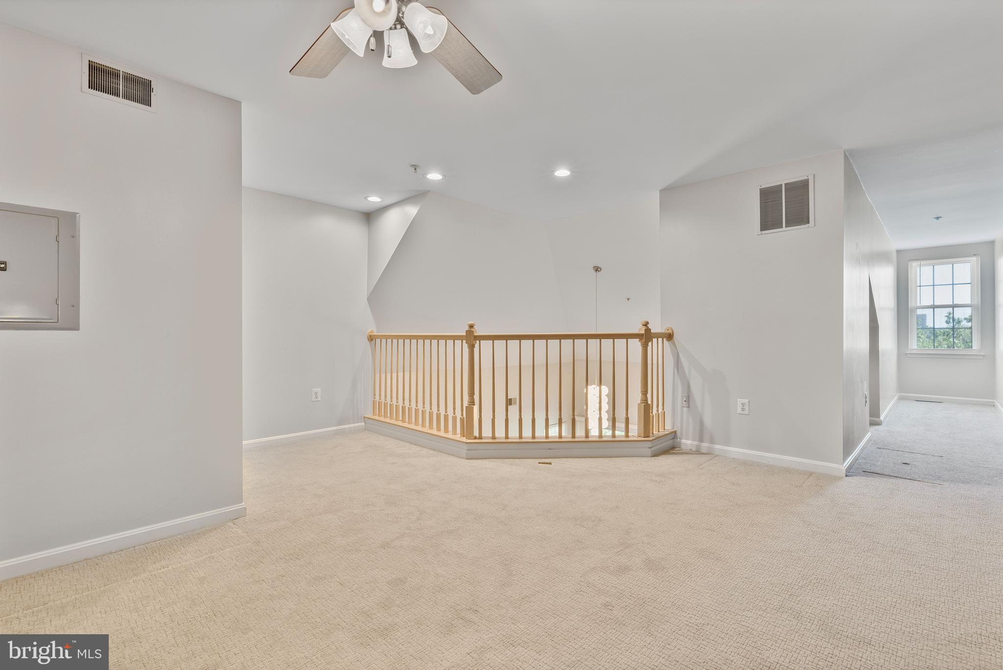 RIVERSTONE - Residential Lease