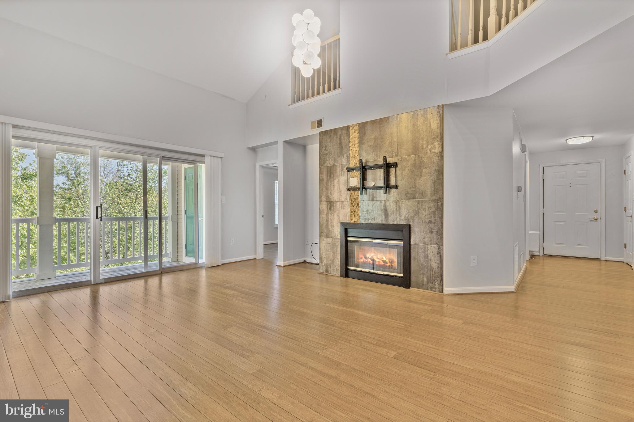 RIVERSTONE - Residential Lease