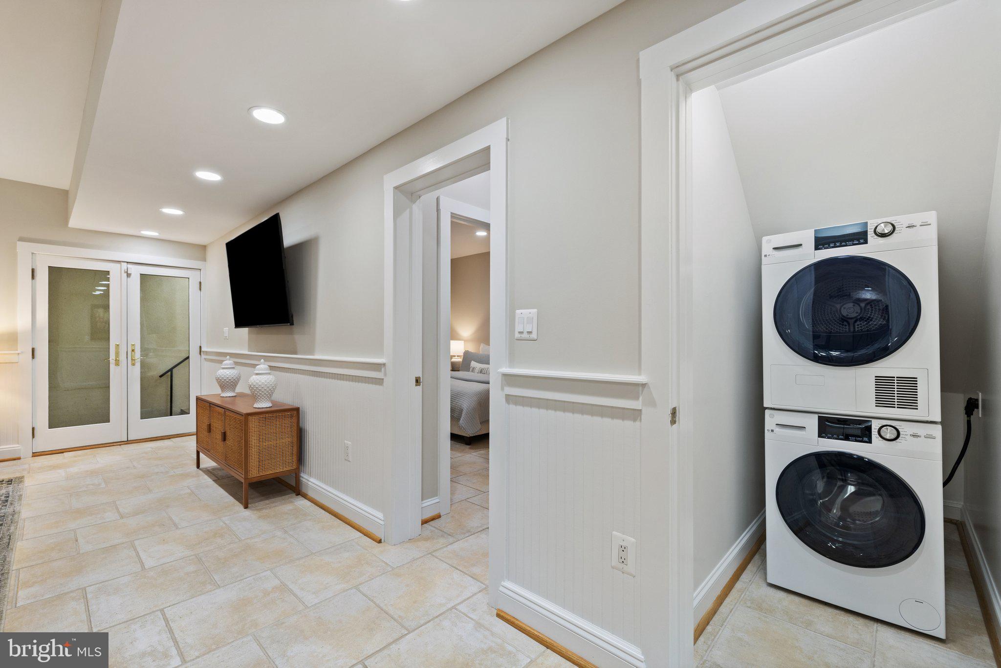 BELLEVUE FARMS - Residential