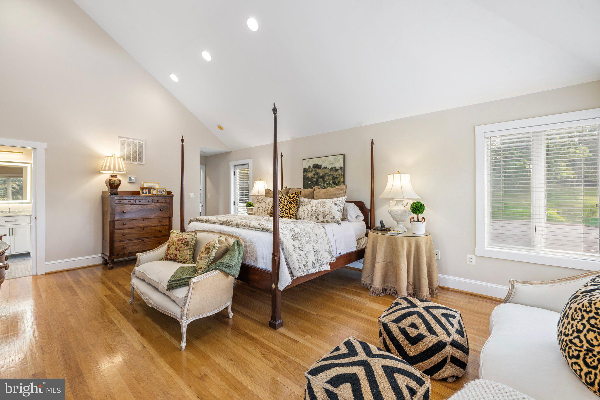 BELLEVUE FARMS - Residential