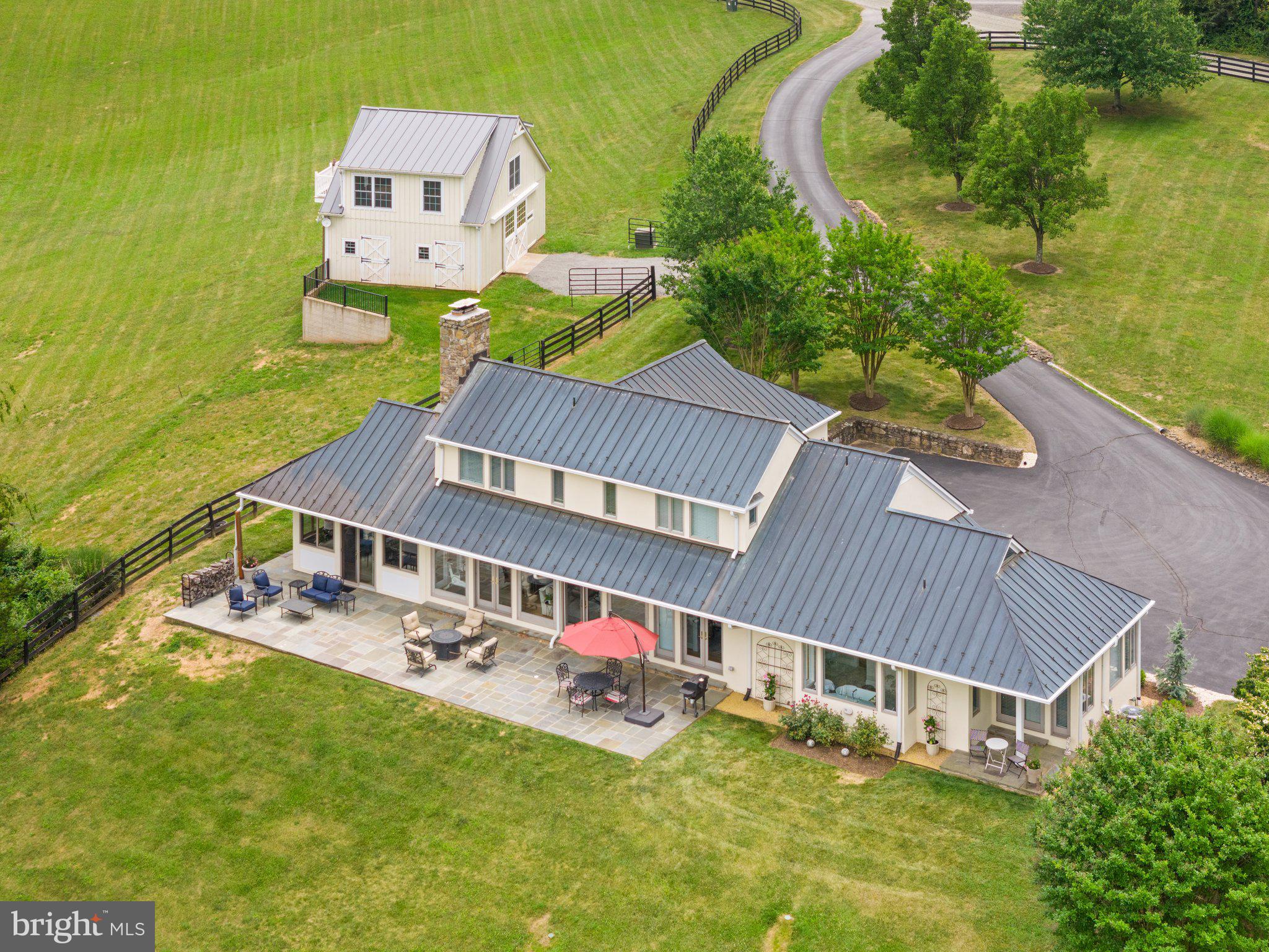 BELLEVUE FARMS - Residential