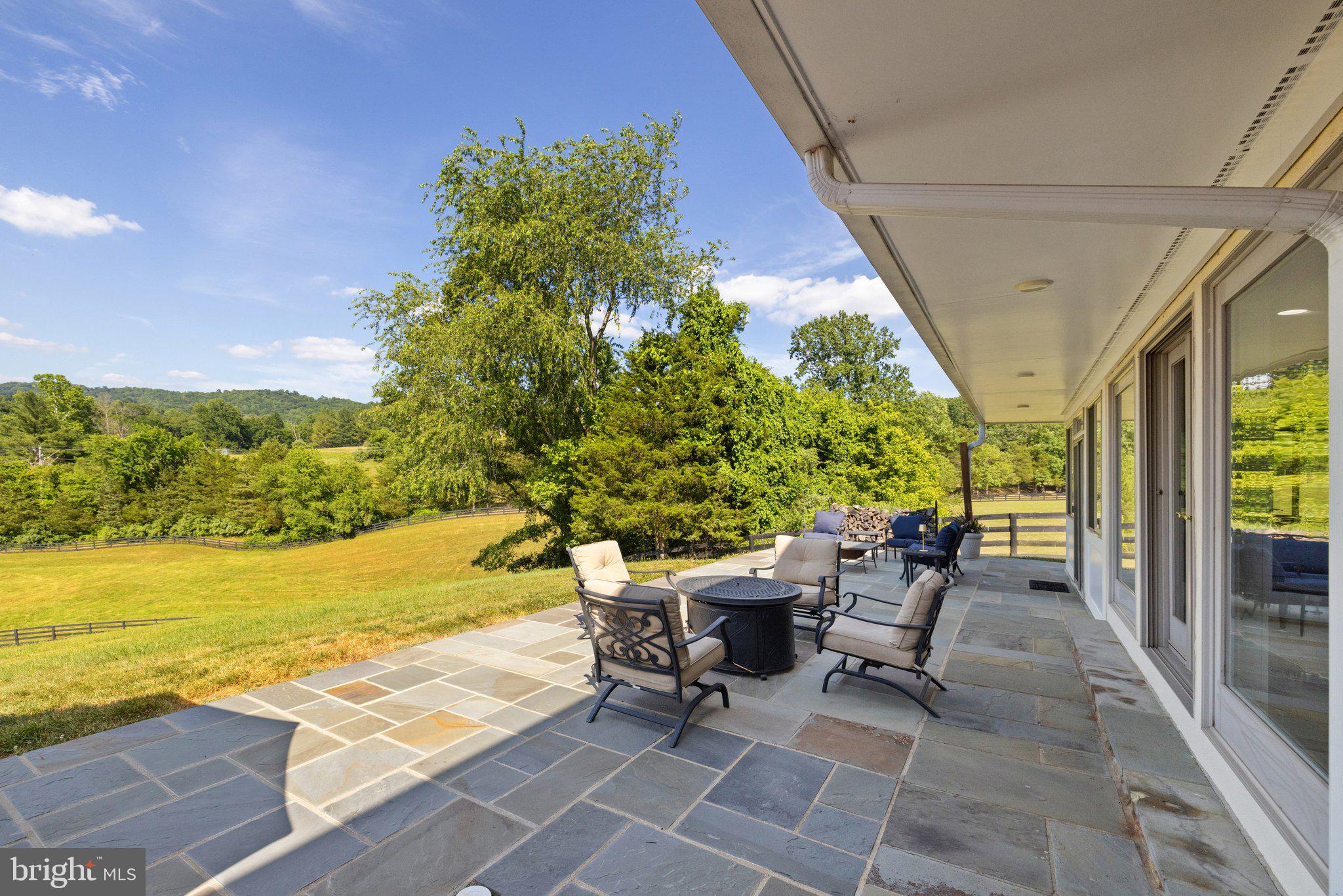 BELLEVUE FARMS - Residential