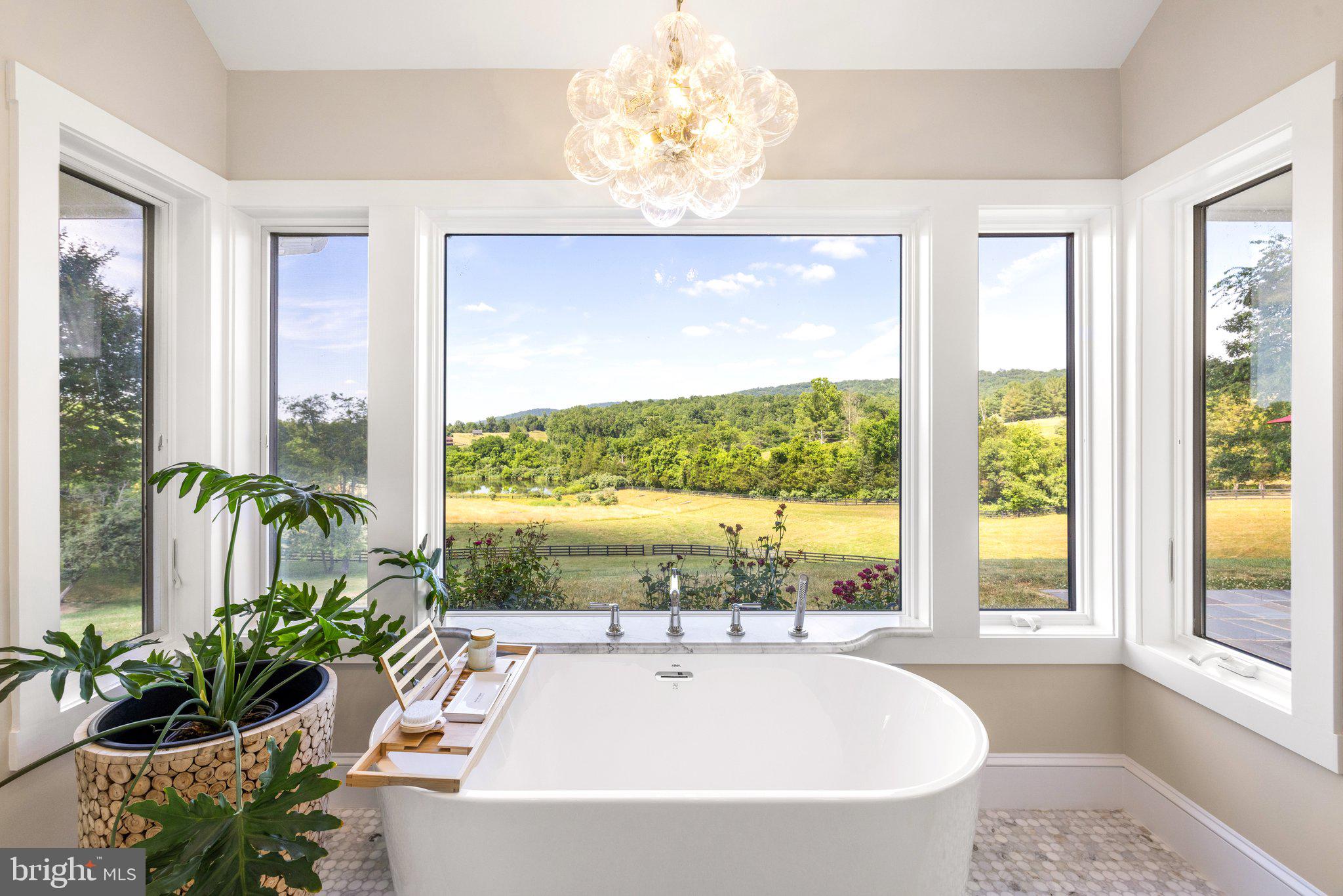 BELLEVUE FARMS - Residential