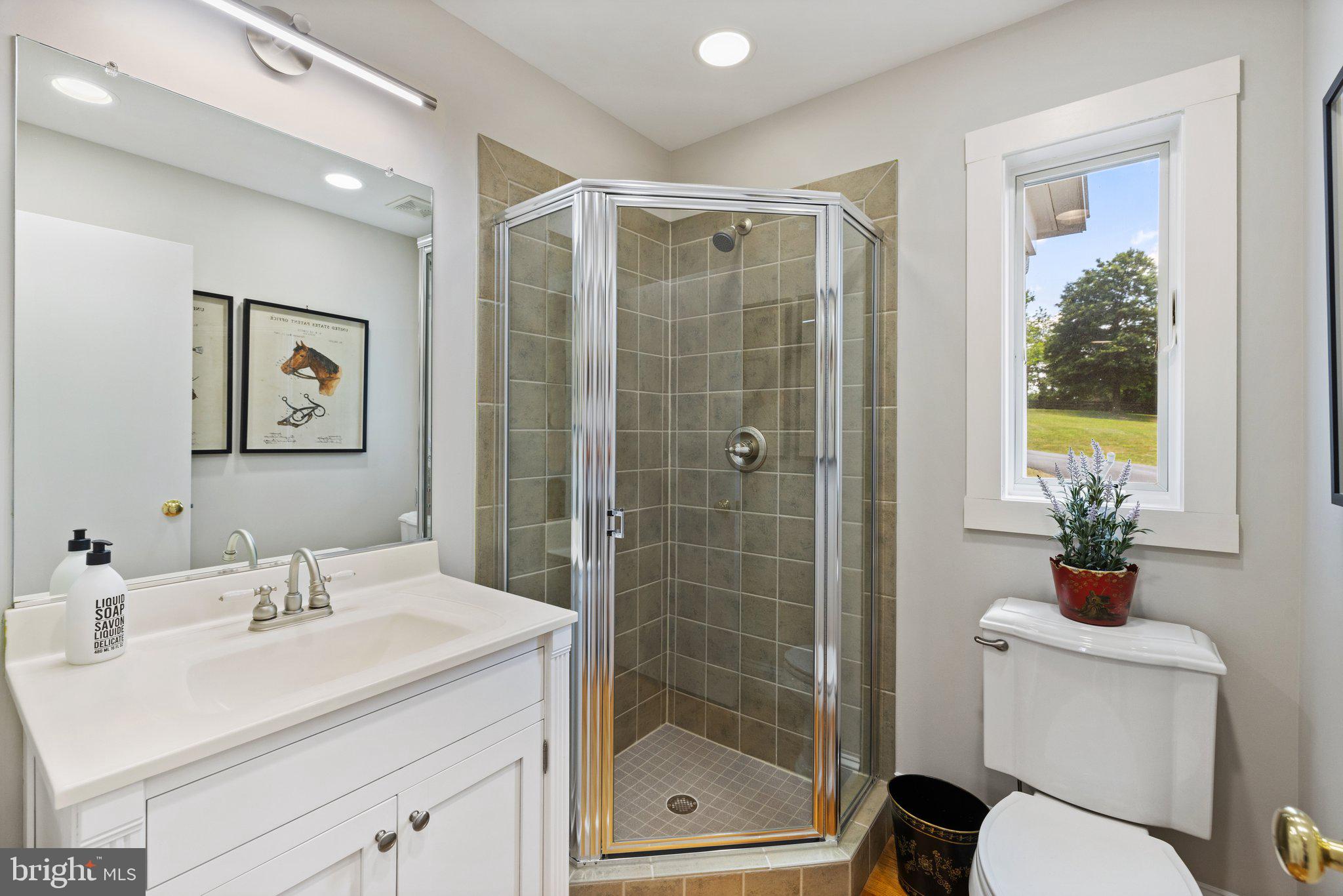 BELLEVUE FARMS - Residential