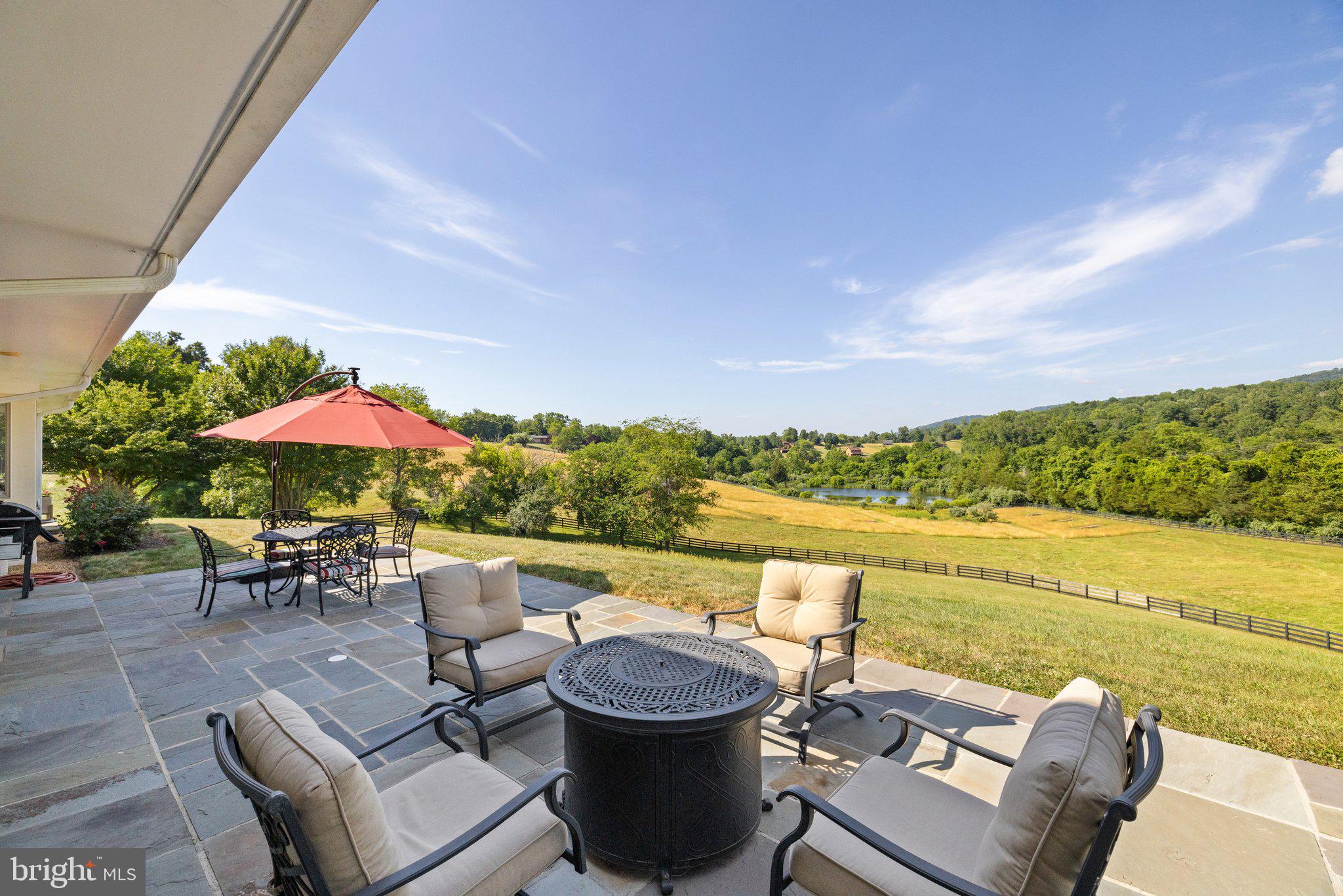 BELLEVUE FARMS - Residential