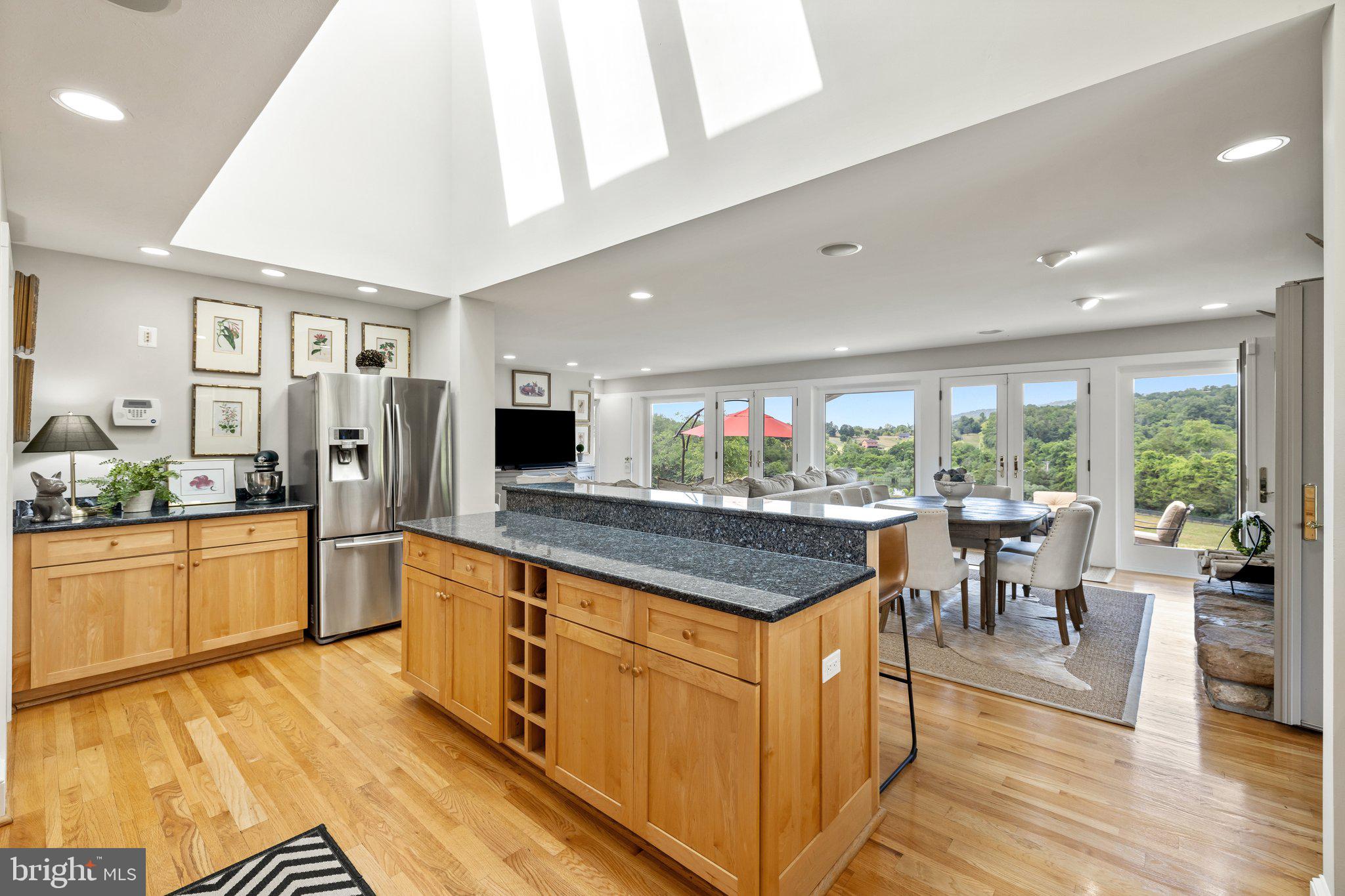 BELLEVUE FARMS - Residential