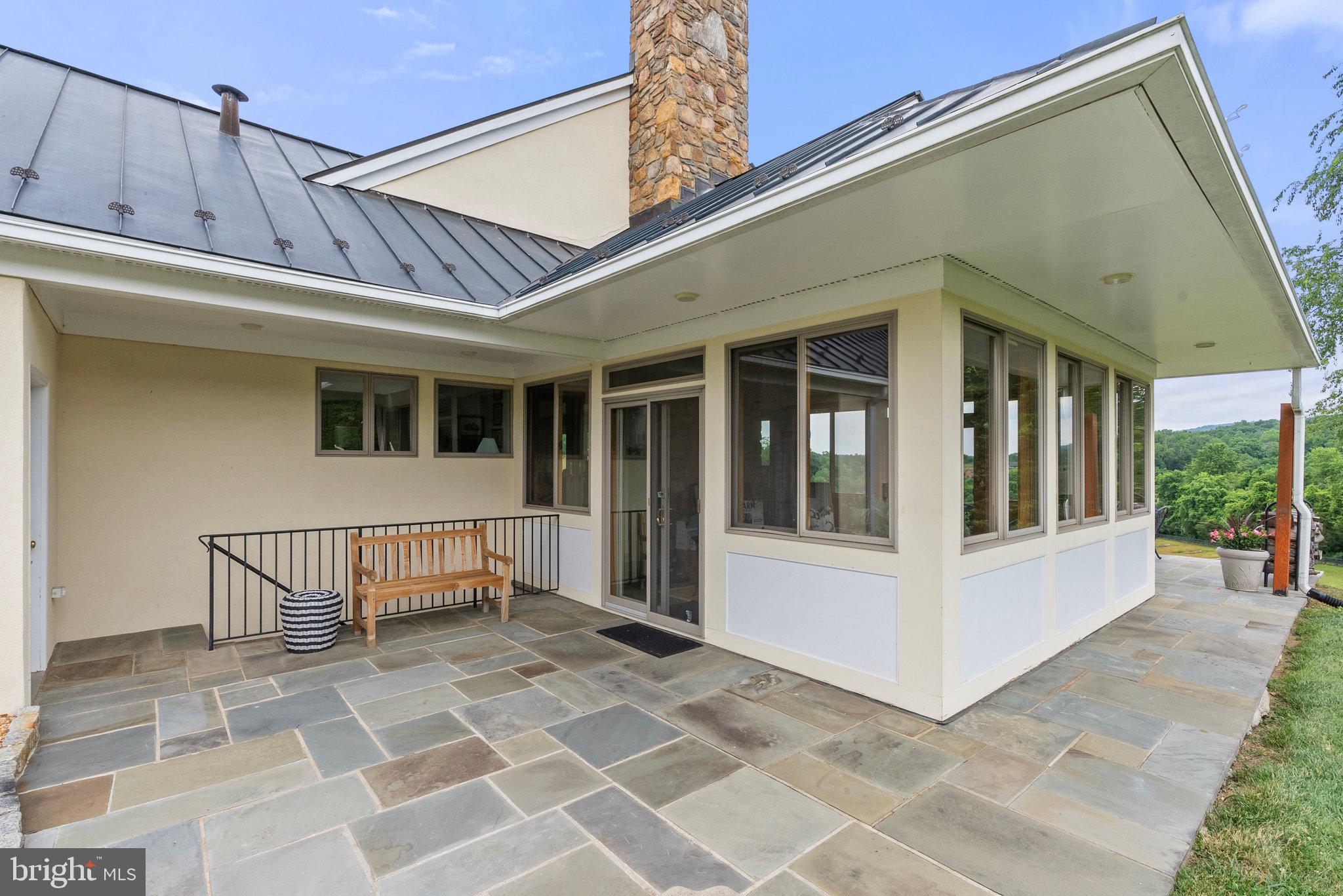 BELLEVUE FARMS - Residential