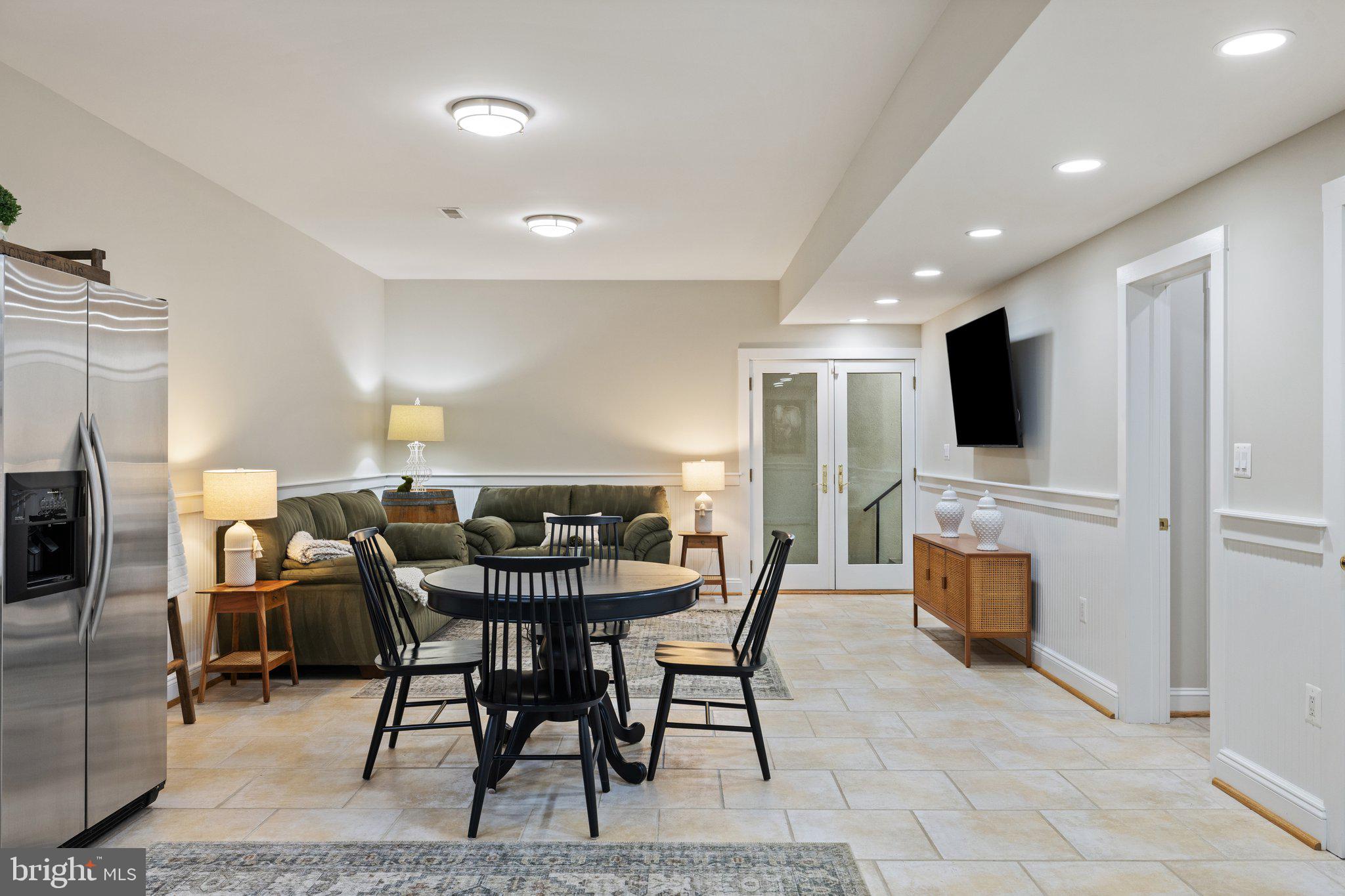 BELLEVUE FARMS - Residential