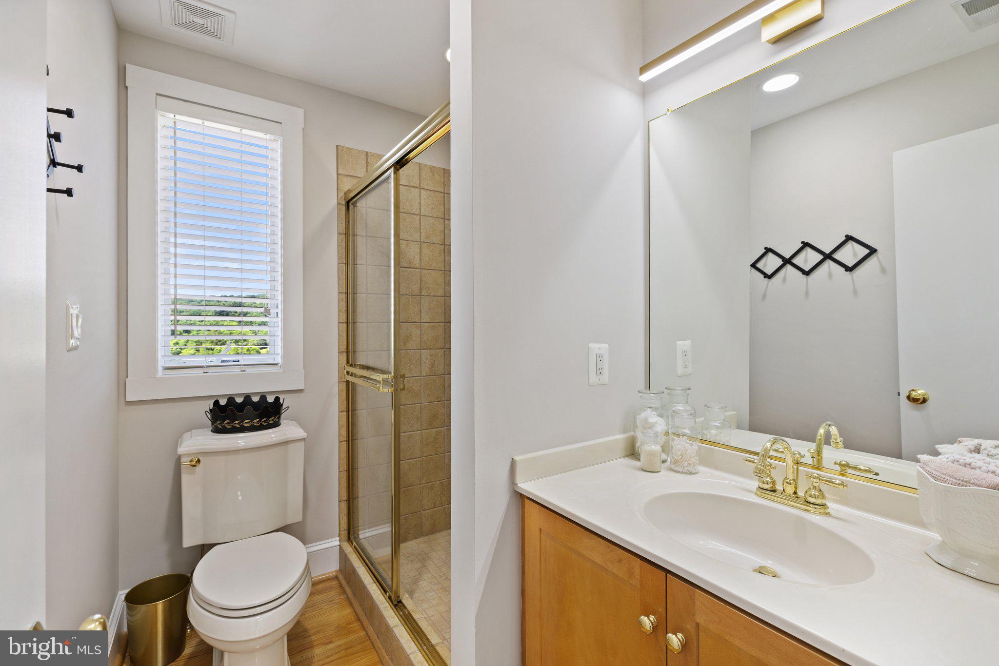 BELLEVUE FARMS - Residential