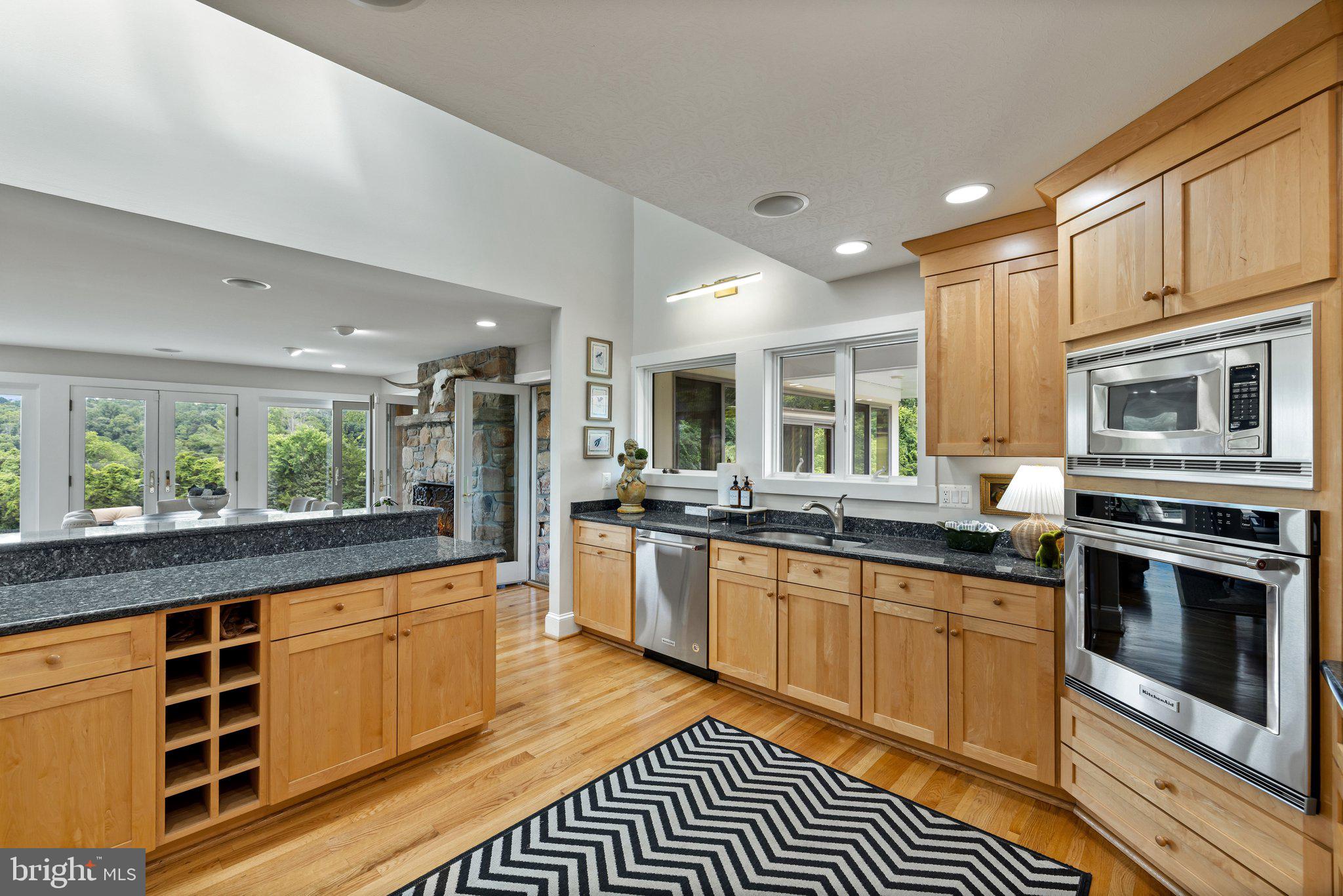 BELLEVUE FARMS - Residential