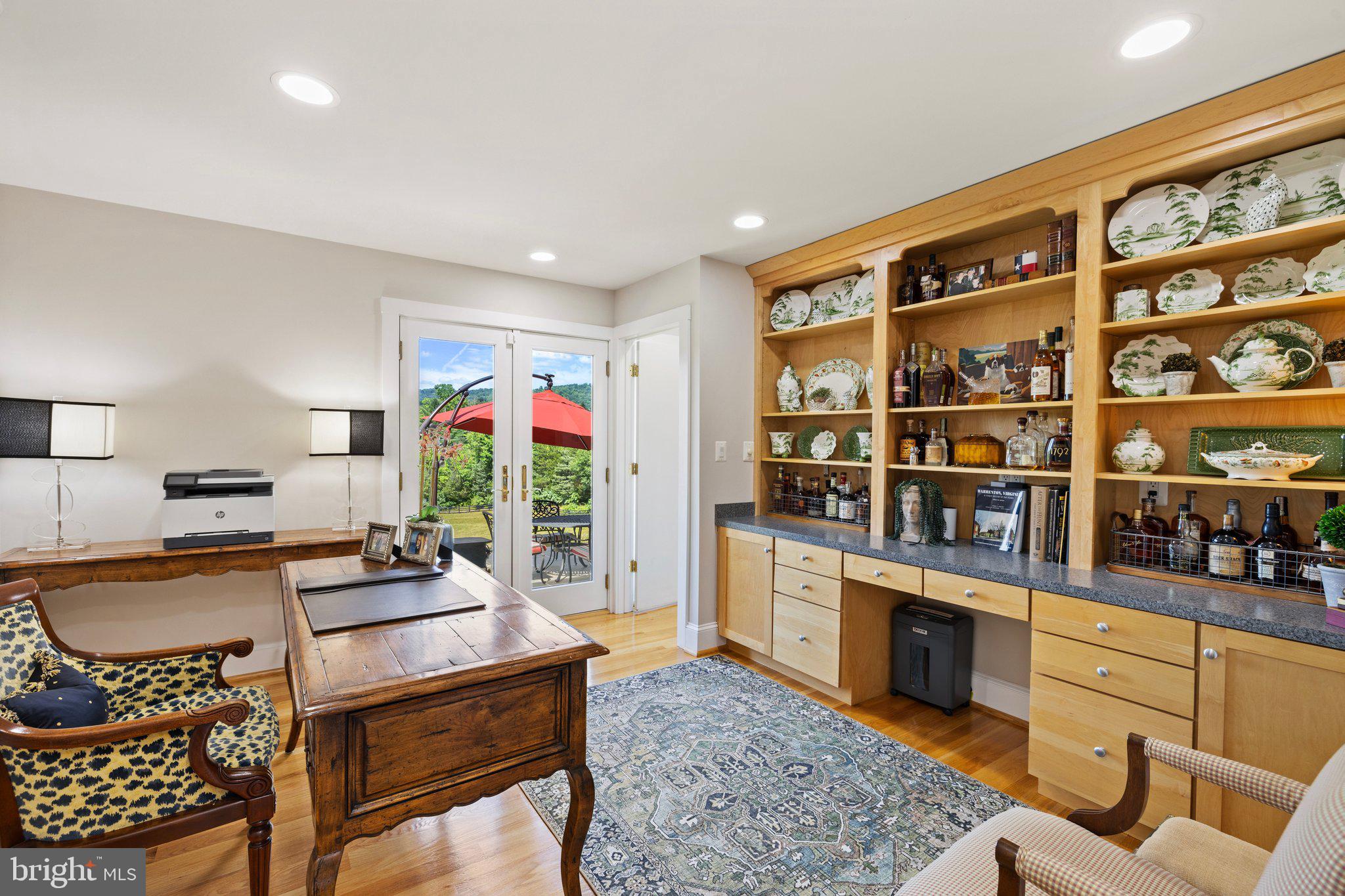 BELLEVUE FARMS - Residential