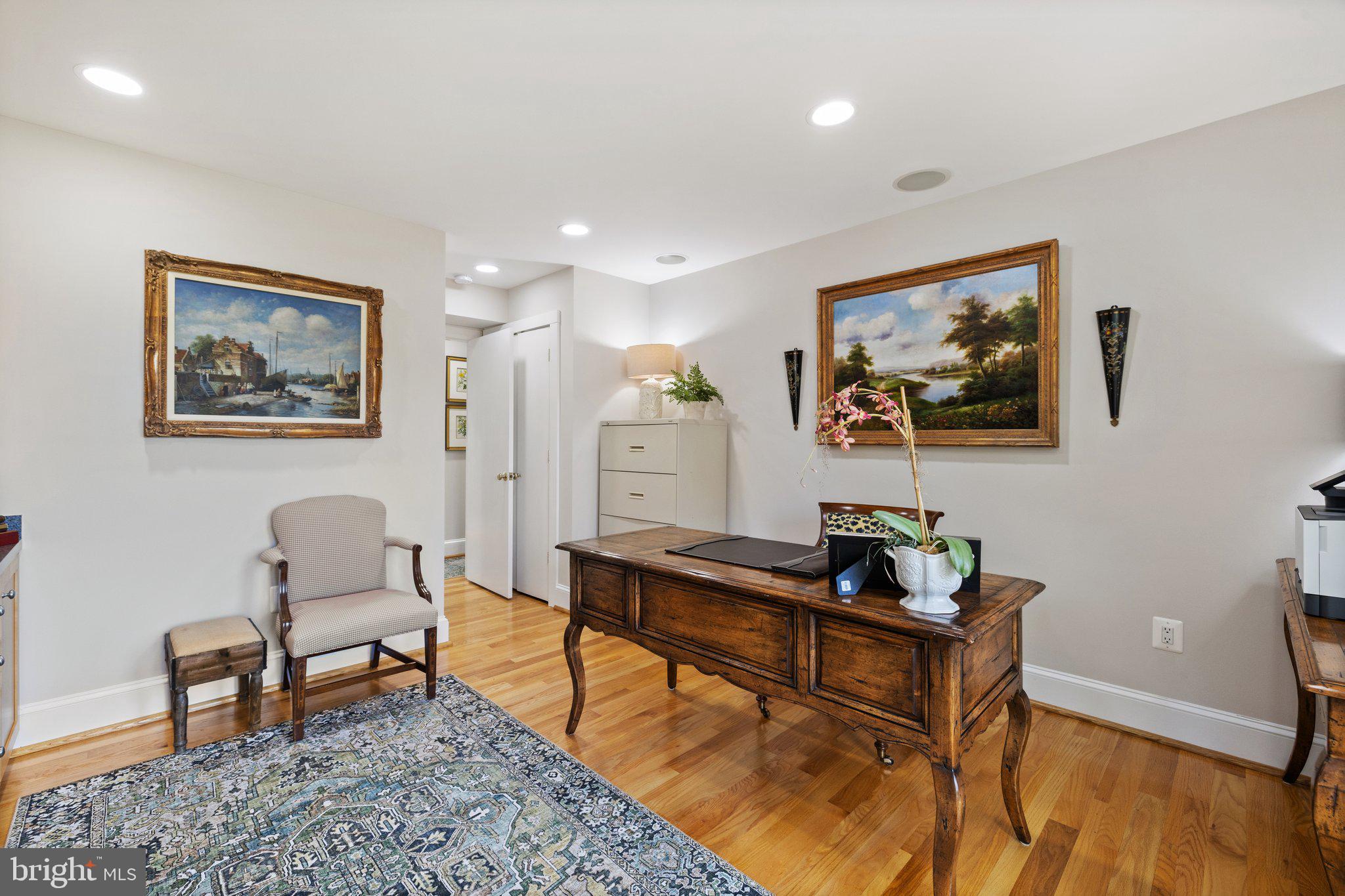 BELLEVUE FARMS - Residential