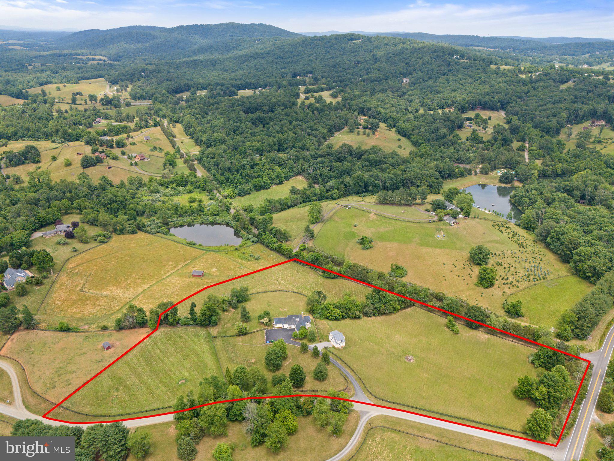 BELLEVUE FARMS - Residential