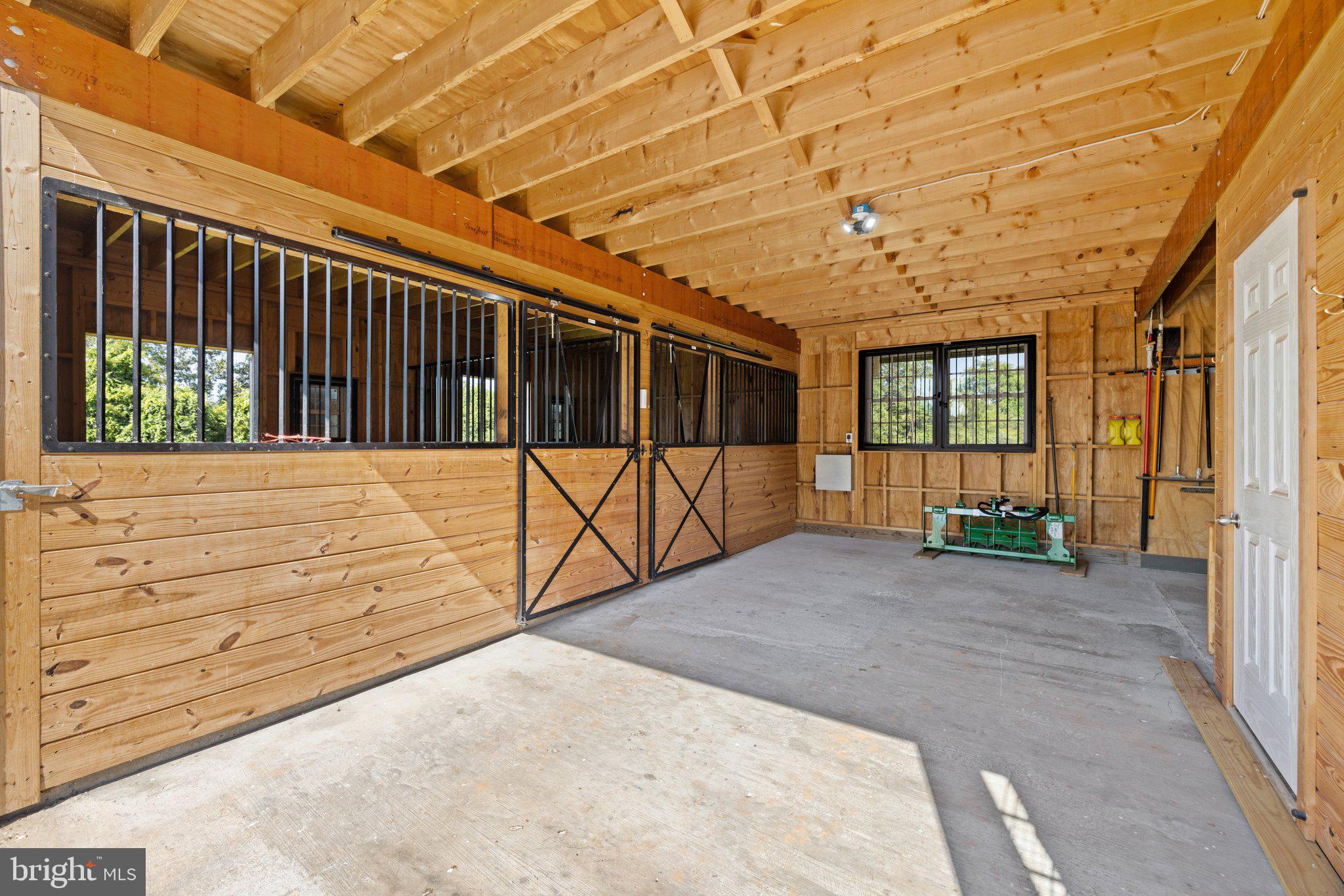 BELLEVUE FARMS - Residential