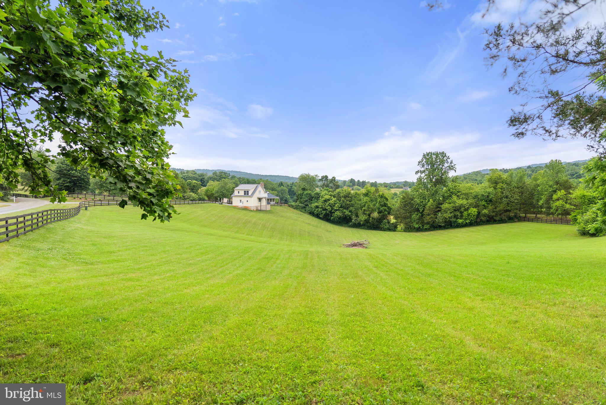 BELLEVUE FARMS - Residential
