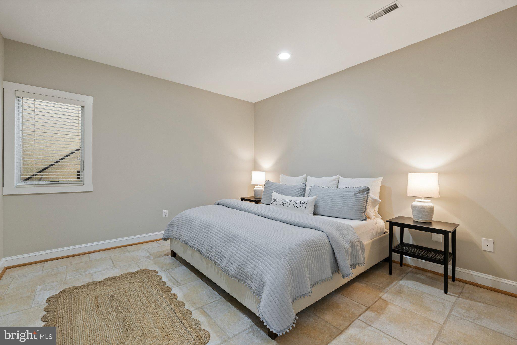 BELLEVUE FARMS - Residential