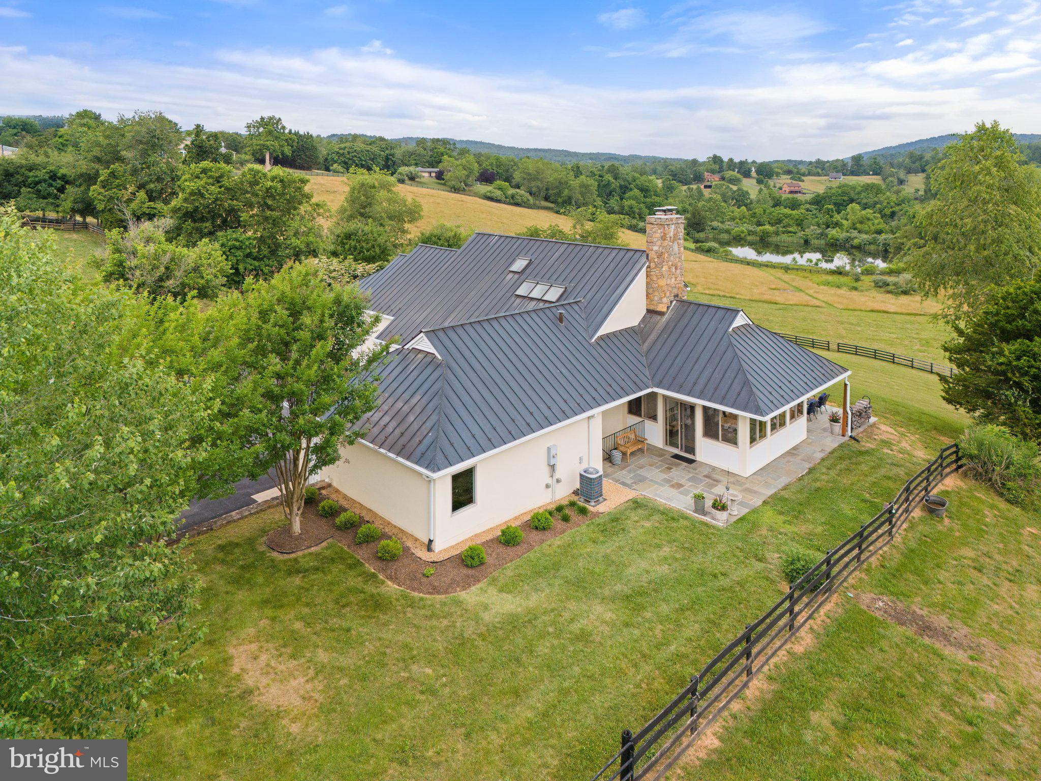 BELLEVUE FARMS - Residential