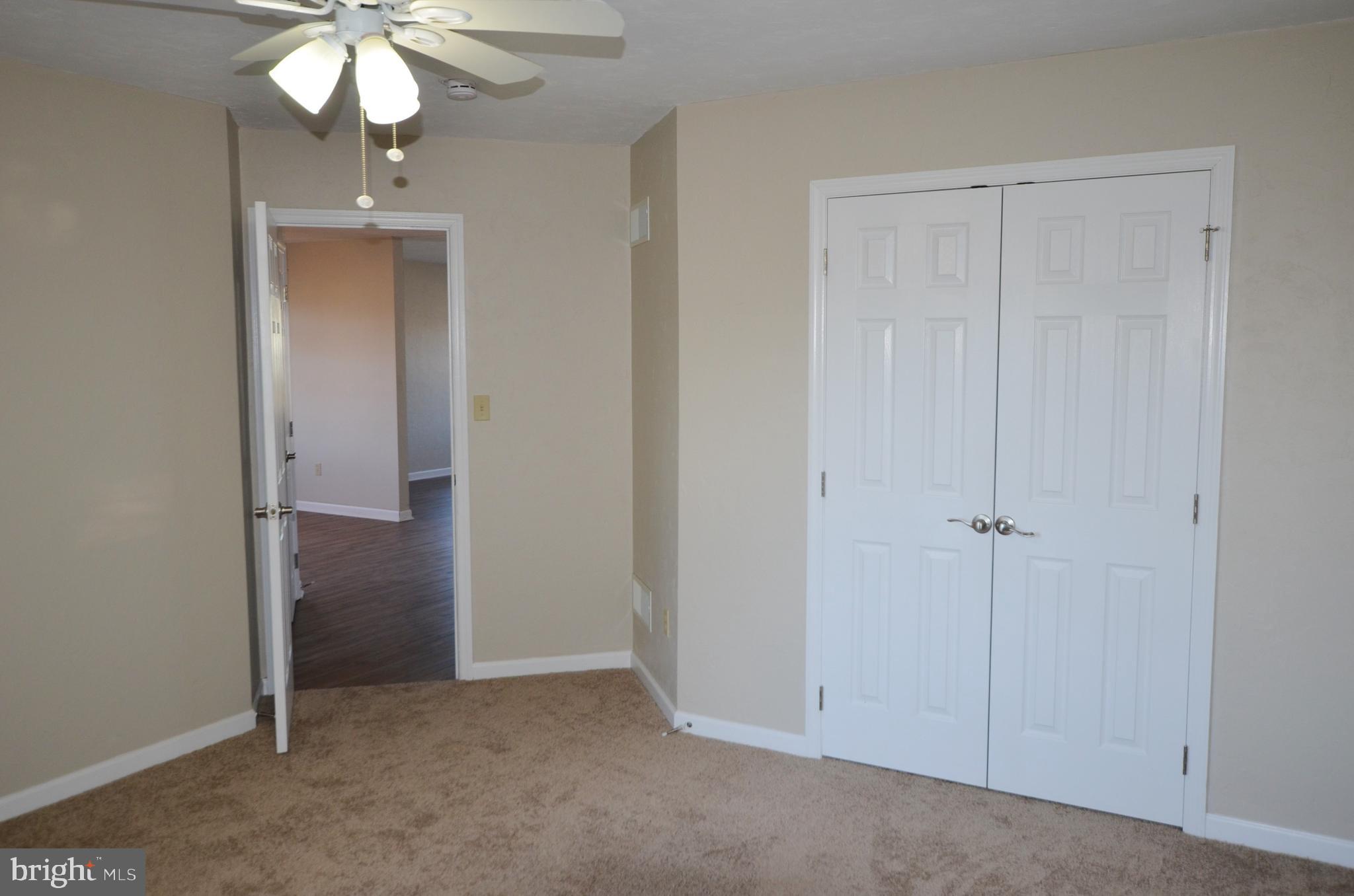 COLONIAL HILLS - Residential