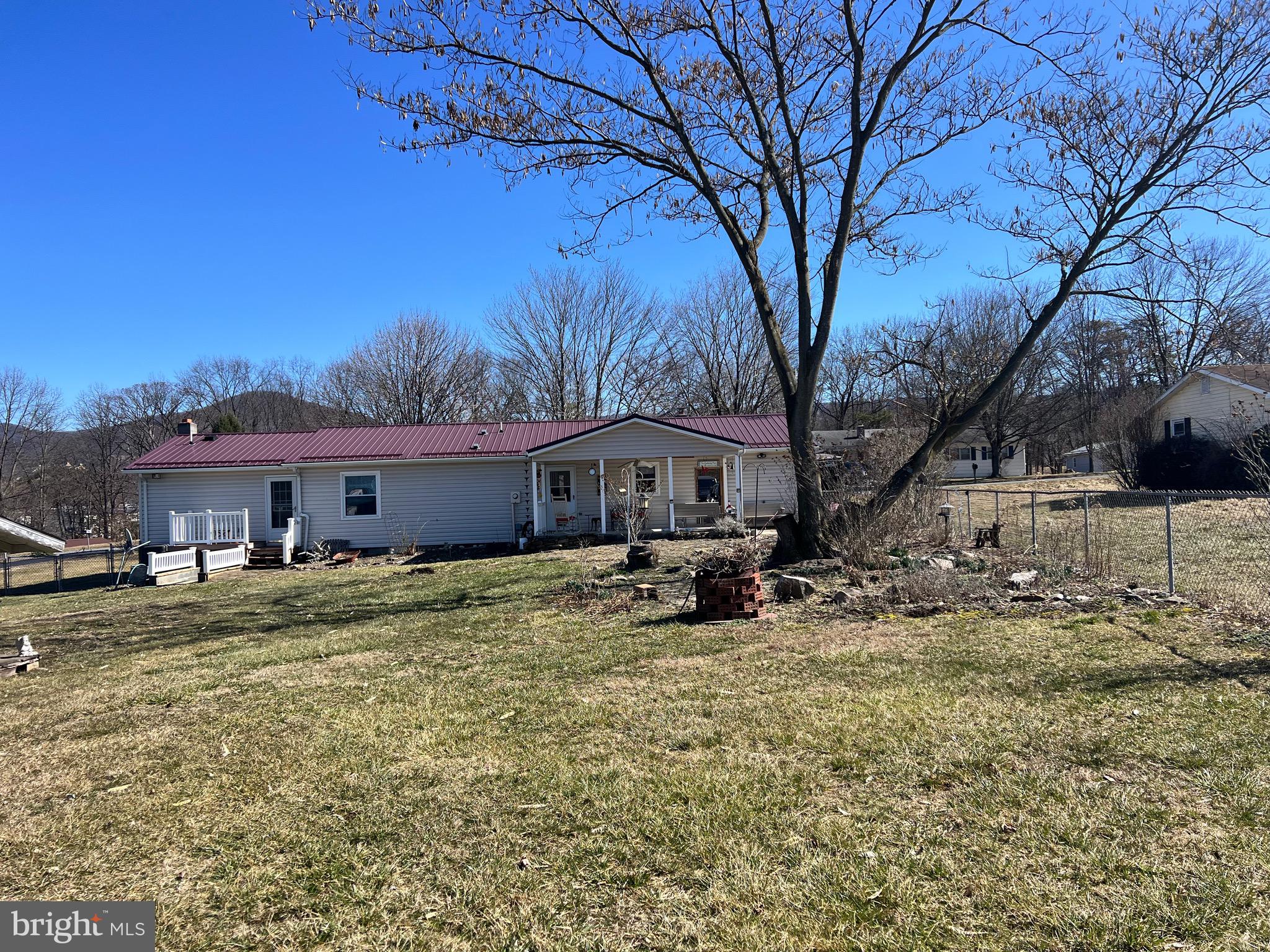 CALEDONA HEIGHTS - Residential