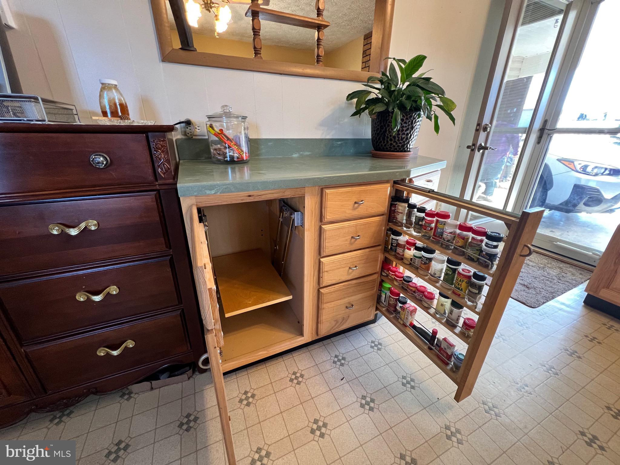 CALEDONA HEIGHTS - Residential