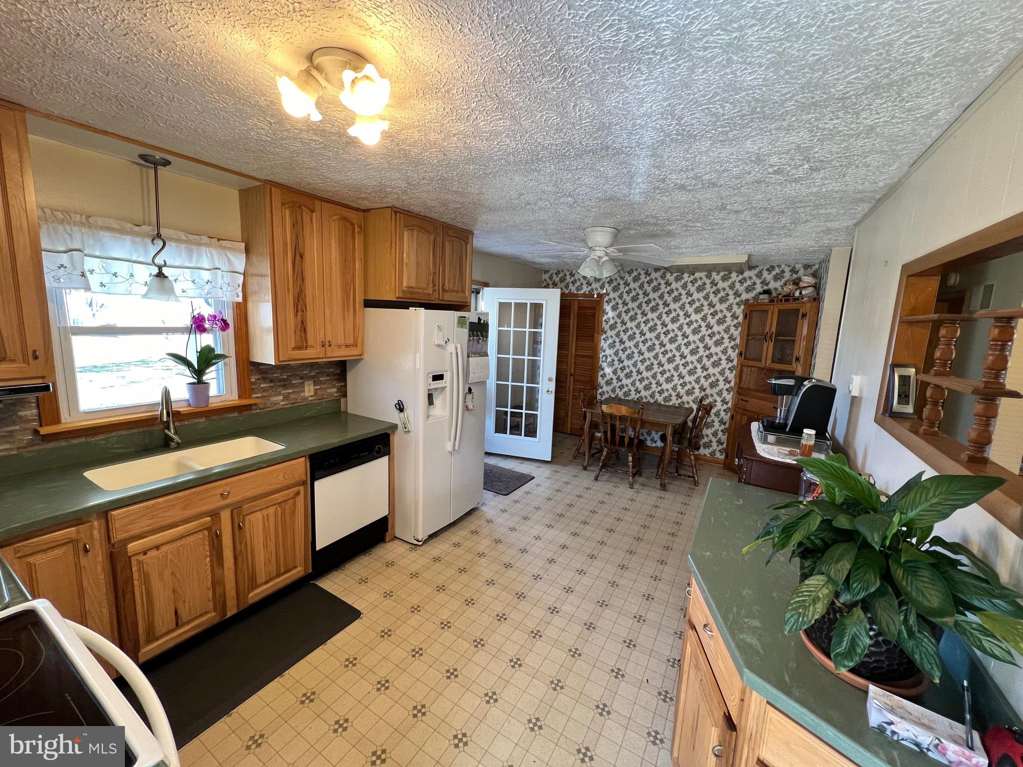 CALEDONA HEIGHTS - Residential