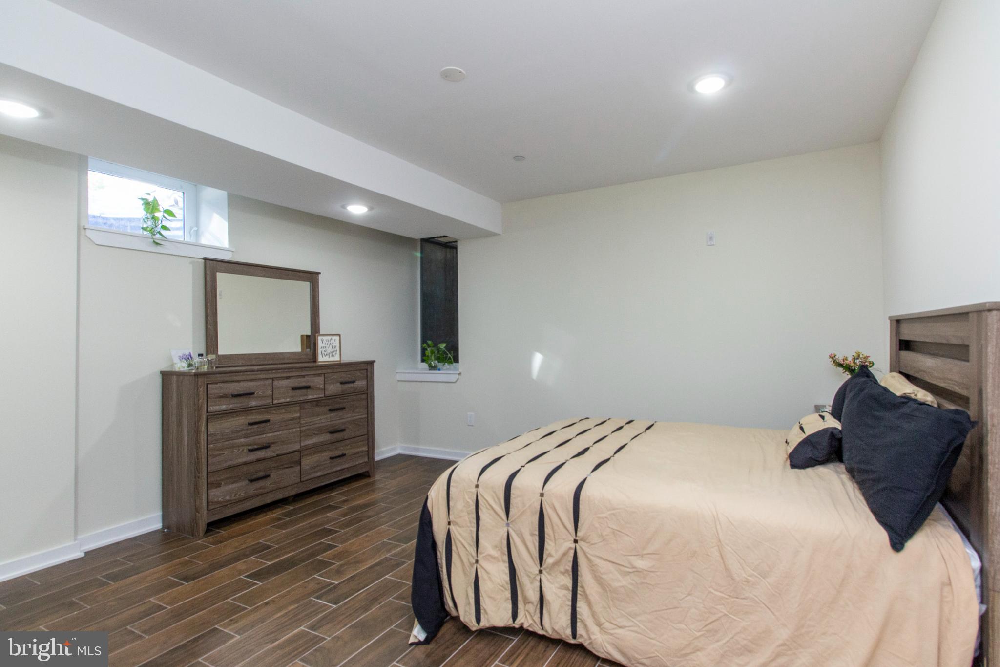 FRANCISVILLE - Residential Lease