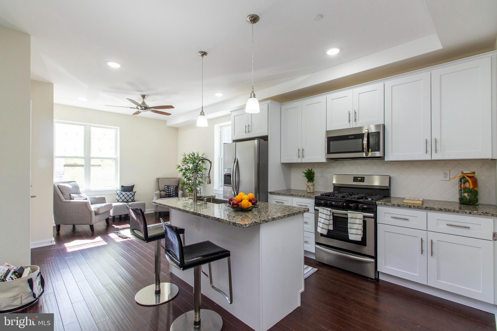 FRANCISVILLE - Residential Lease