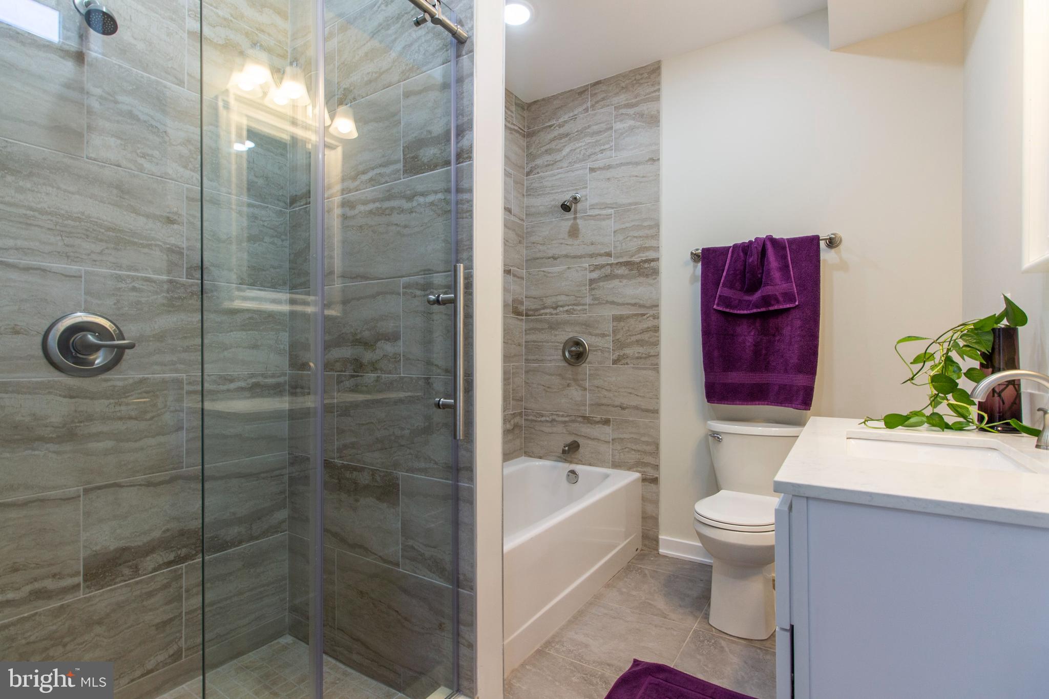 FRANCISVILLE - Residential Lease