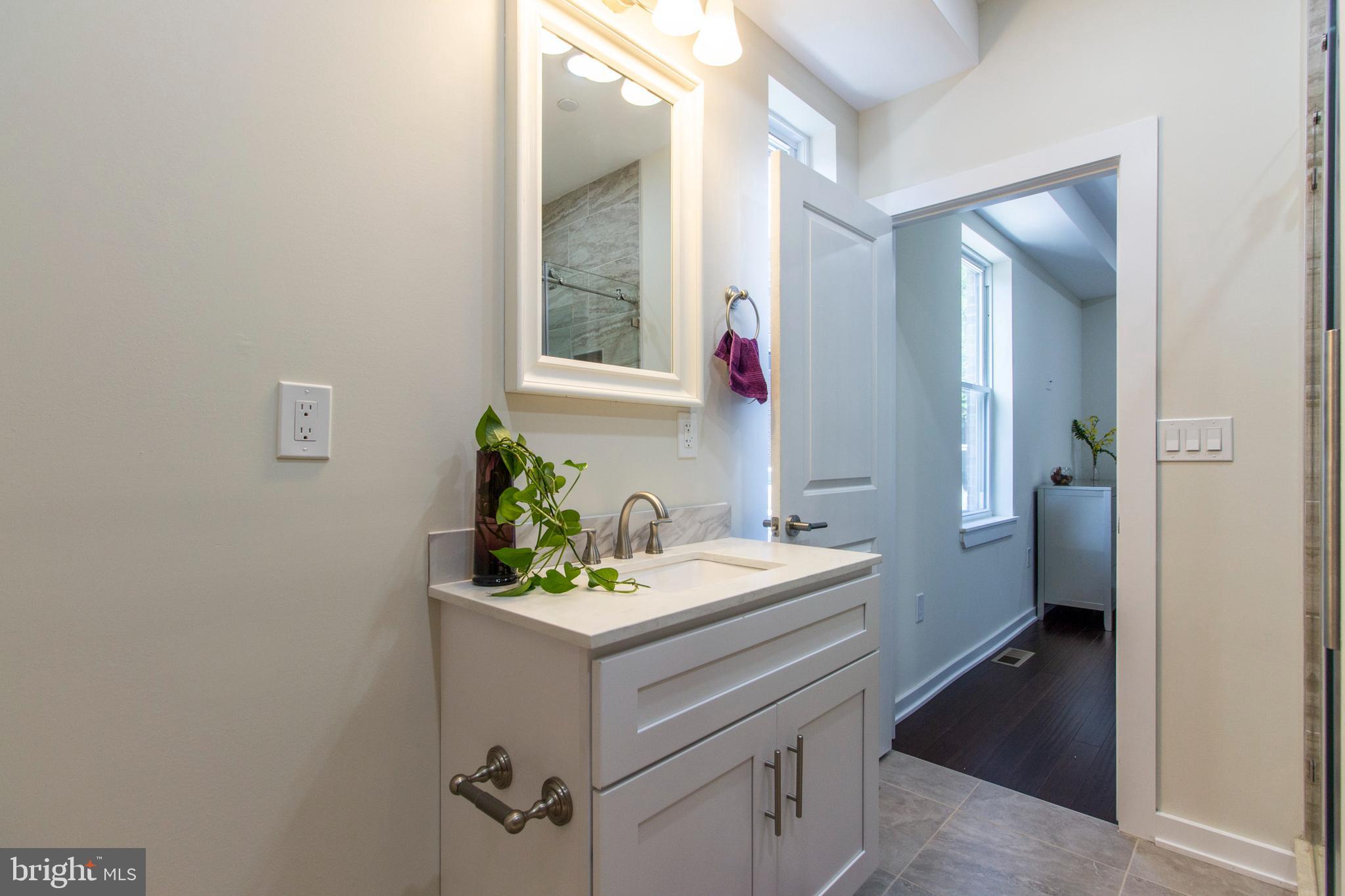 FRANCISVILLE - Residential Lease
