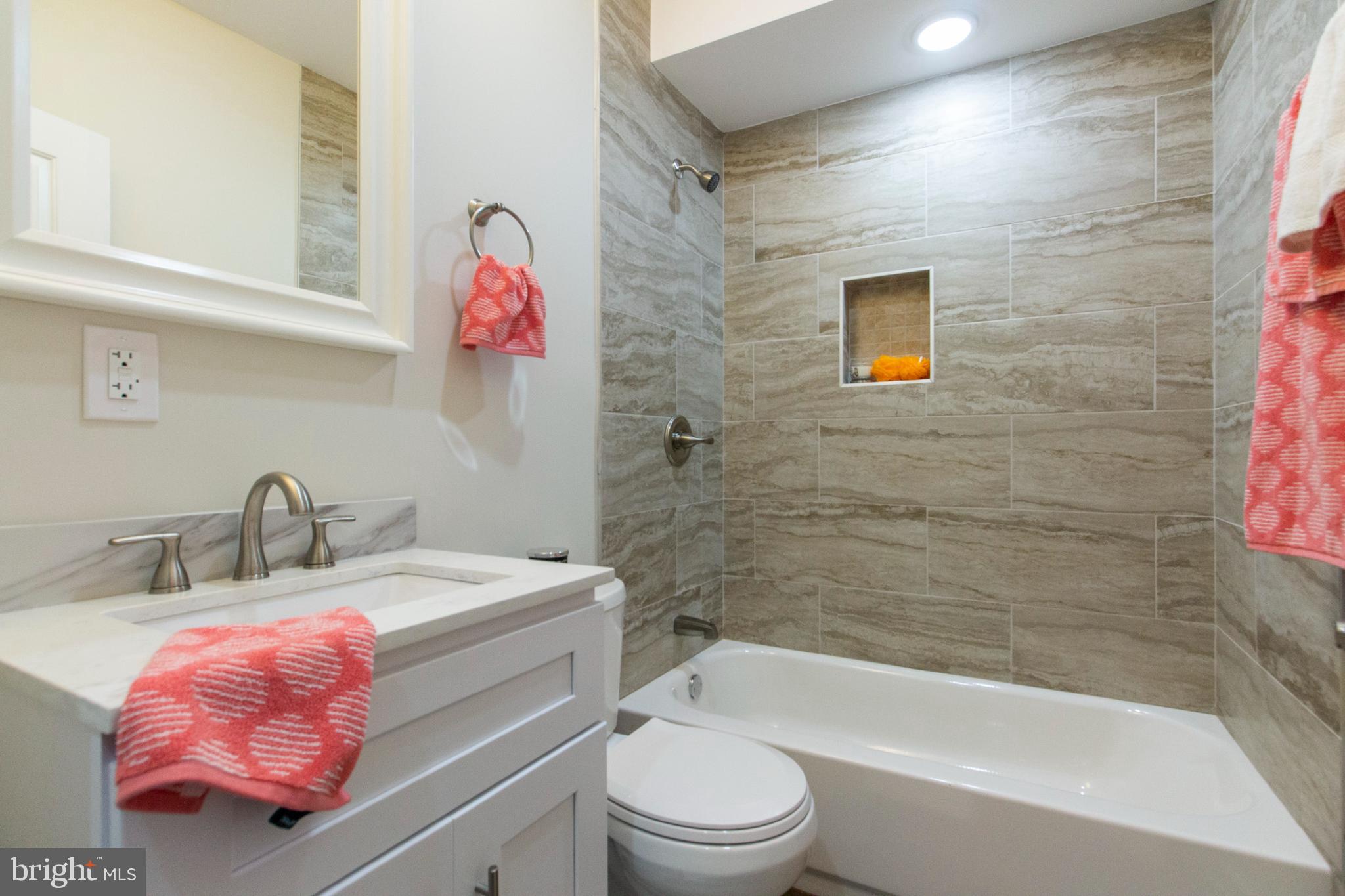 FRANCISVILLE - Residential Lease